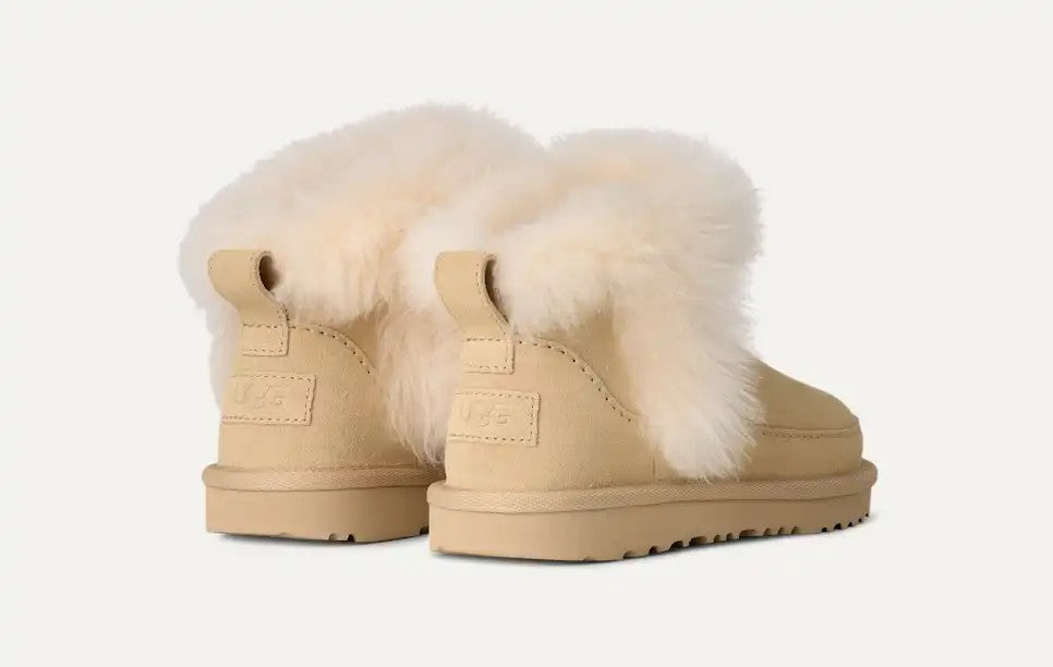 KIDS' UGGS CLASSIC ULTRA MINI CHALET (SANDCASTLE)