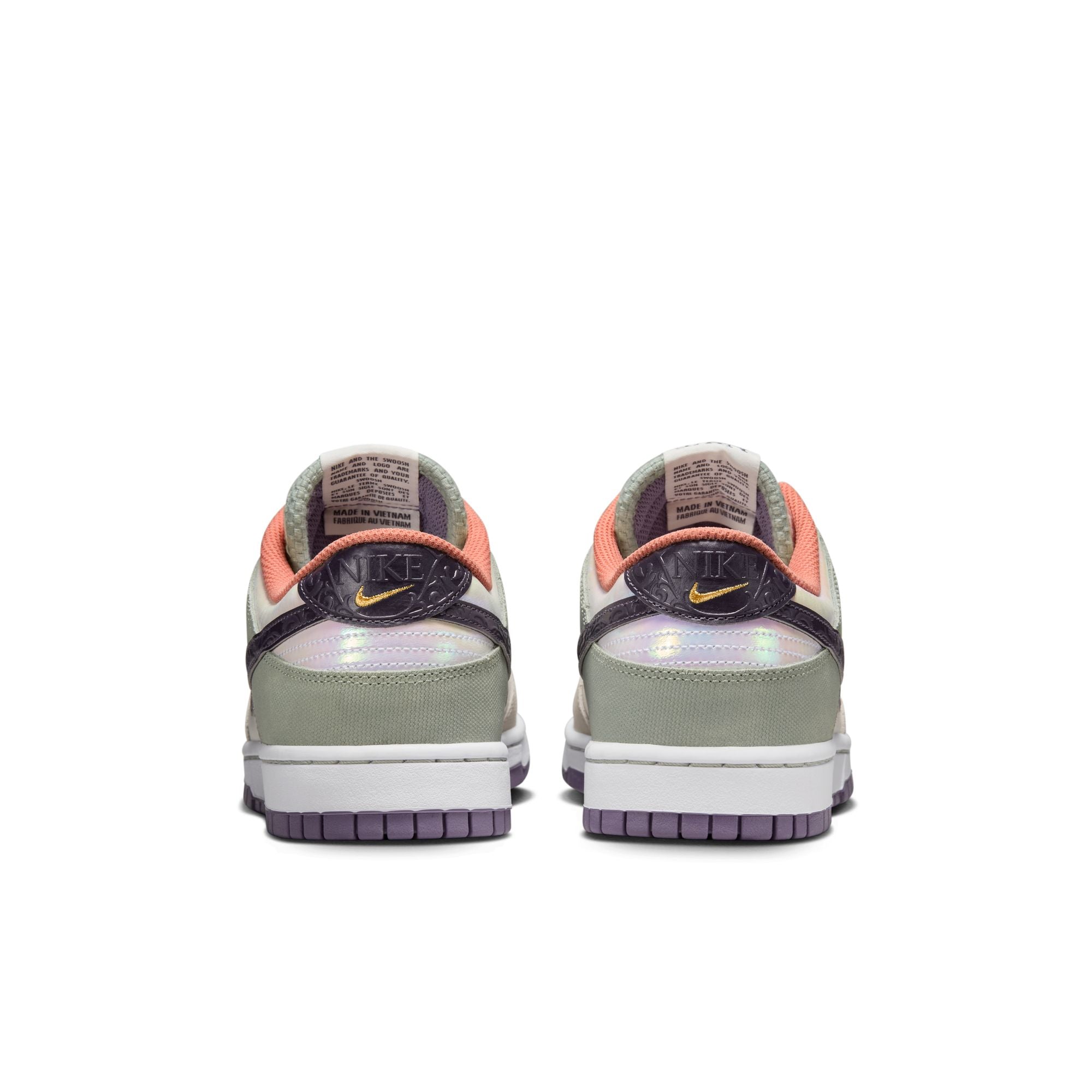 MENS NIKE DUNK LOW RETRO SE (FLORAL SWOOSH)