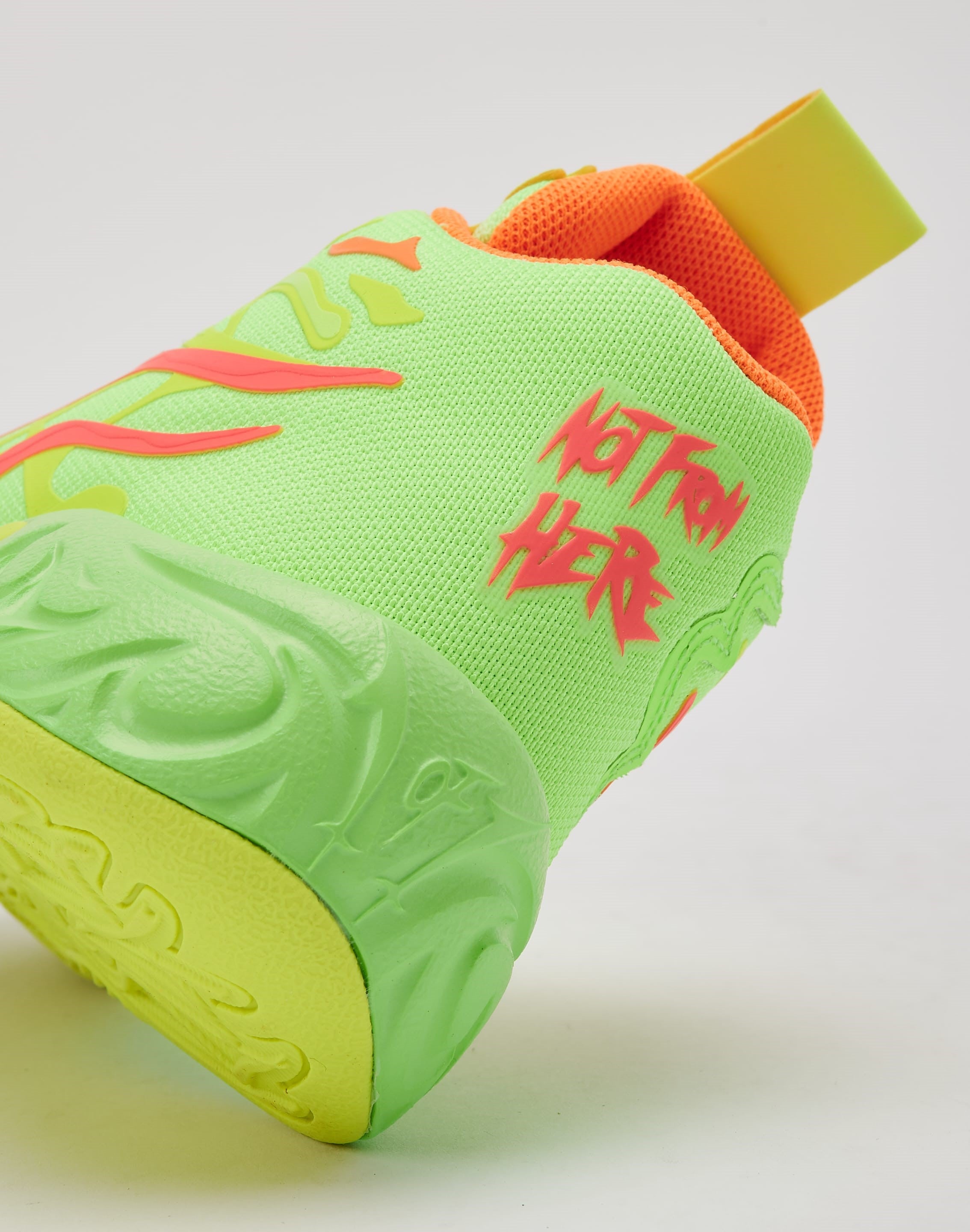 KIDS PUMA MB.04 GEM PS (YELLOW ALERT/GREEN GLARE/PINK ALERT)