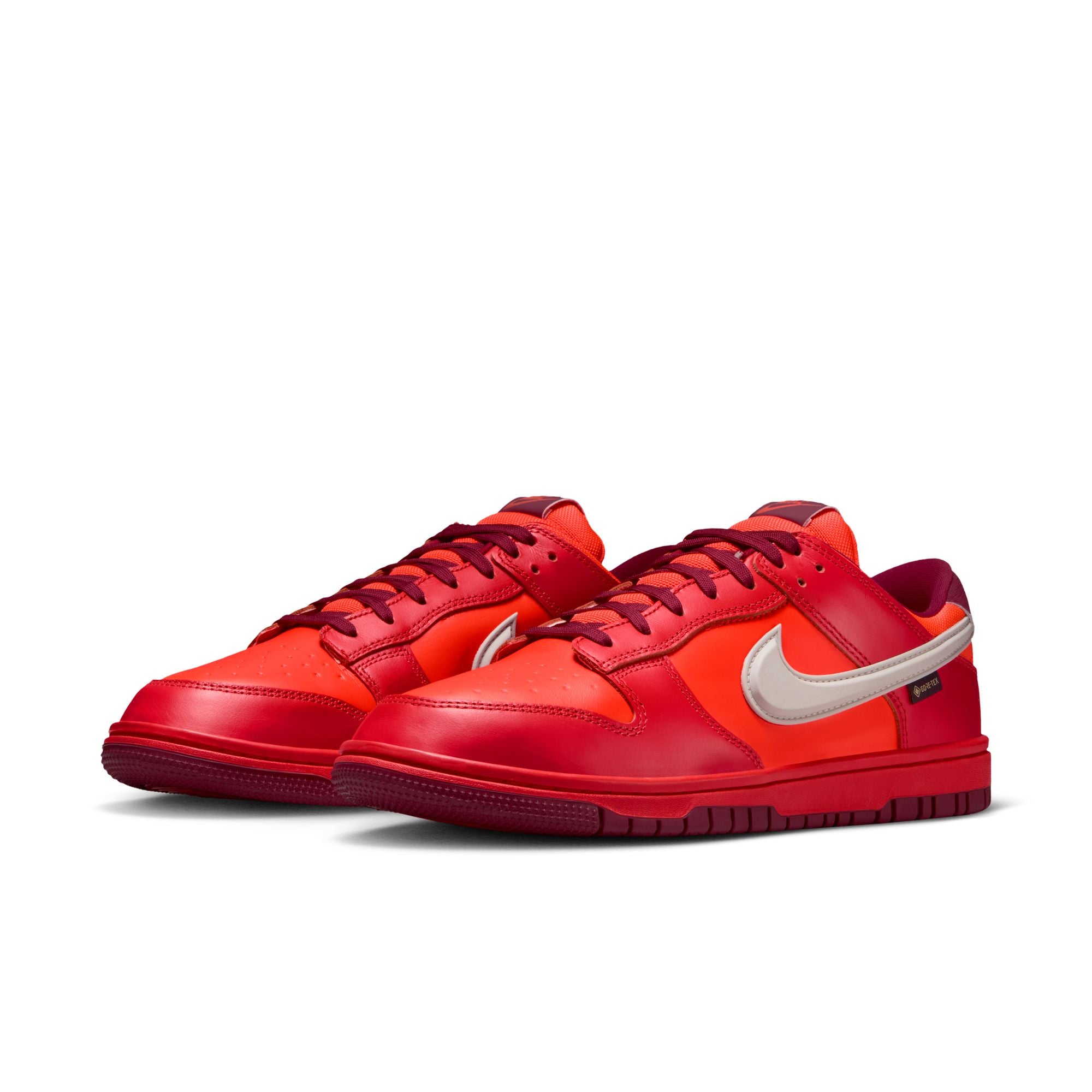 MENS NIKE DUNK LOW GORE-TEX (TOTAL CRIMSON/LT IRON ORE/LT CRIMSON)