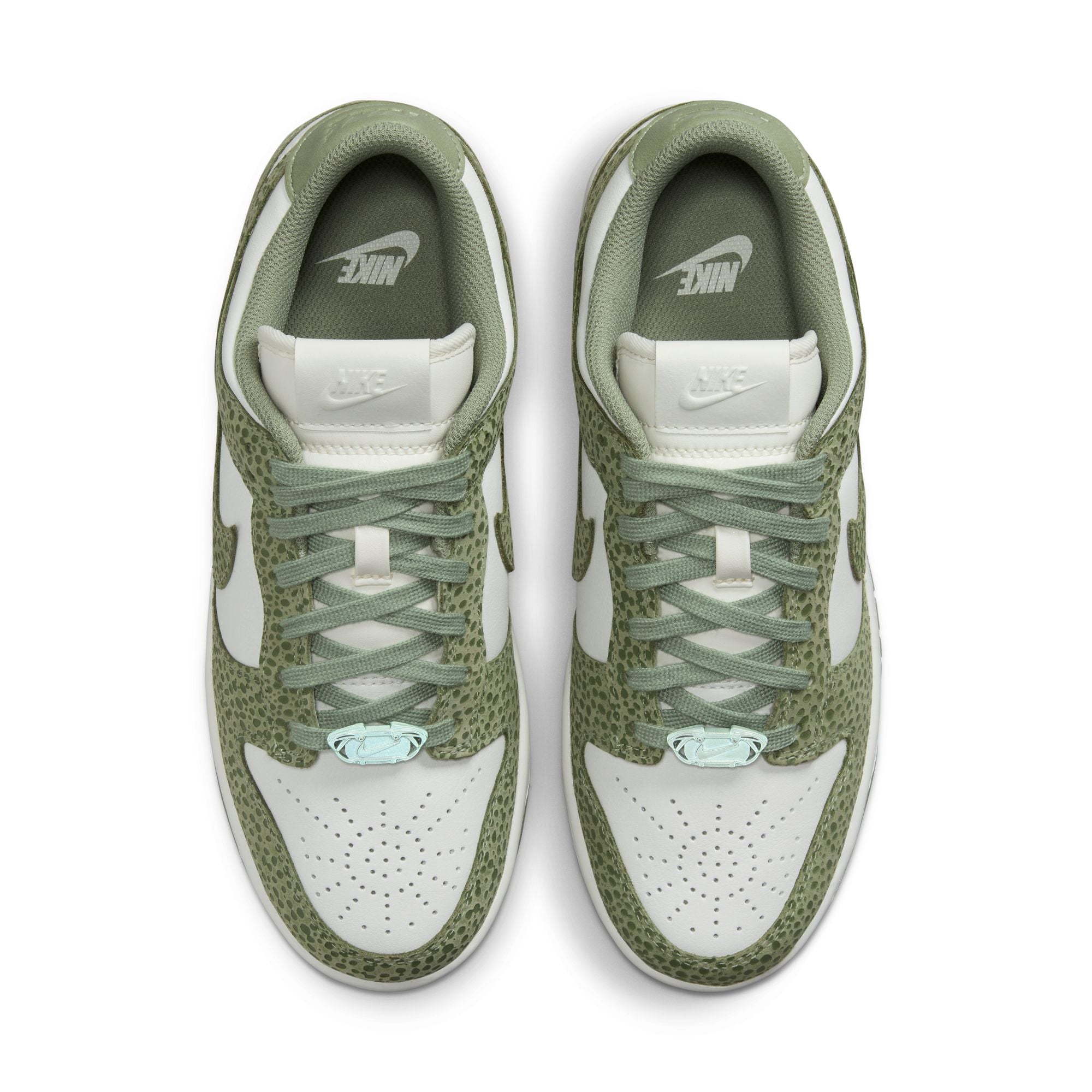 WOMENS NIKE DUNK LOW SAFARI (OIL GREEN)