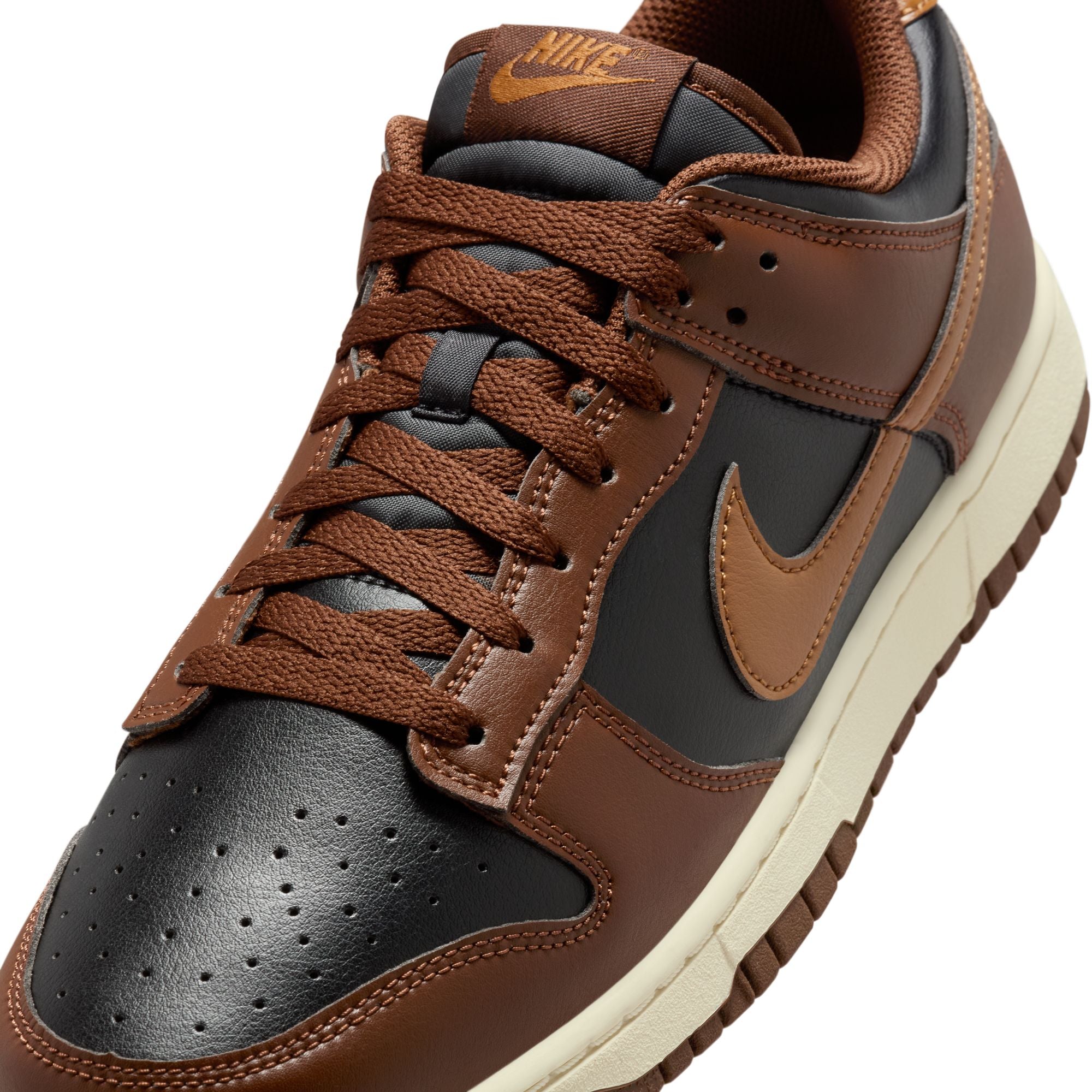 MENS NIKE DUNK LOW RETRO (BLACK/BRITISH TAN/CACAO WOW)