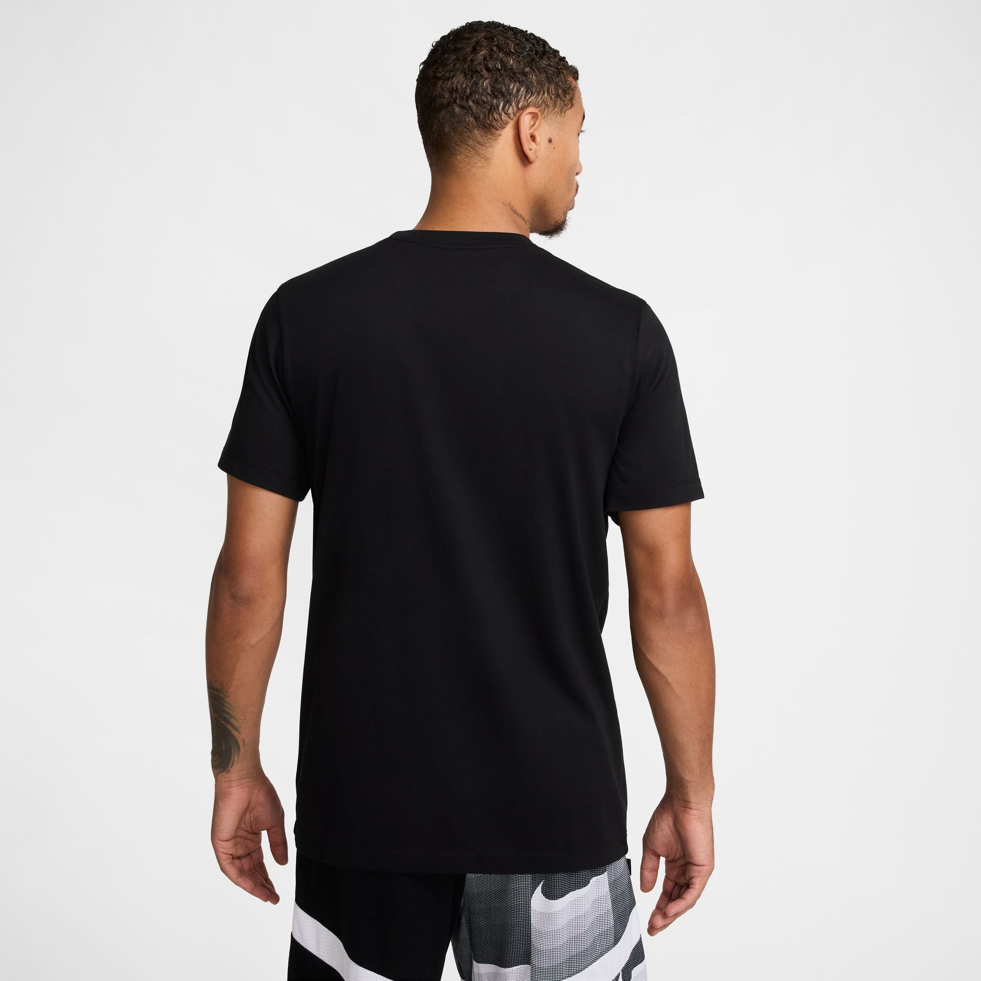 MENS NIKE KOBE "STOCKINGS" T-SHIRT (BLACK)