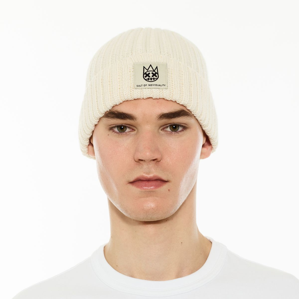 CULT KNIT BEANIE (WINTER WHITE)