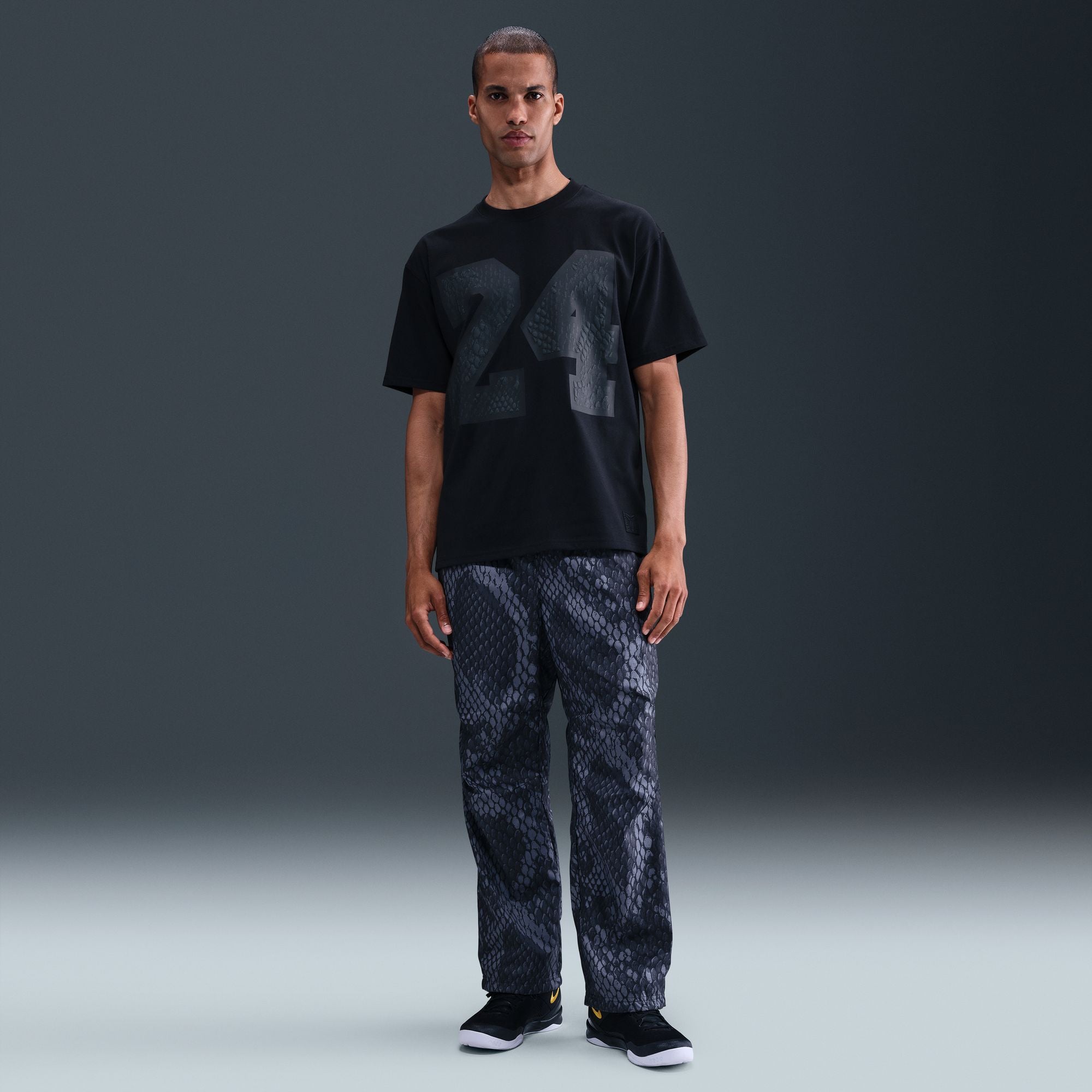 MENS NIKE KOBE BRYANT M90 24 T-SHIRT (BLACK)