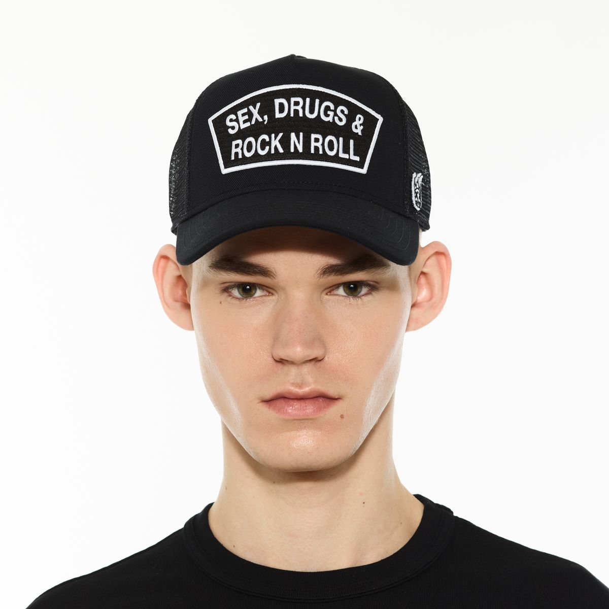 CULT "SEX DRUGS ROCK N ROLL" LOGO MESH BACK TRUCKER HAT (BLACK)