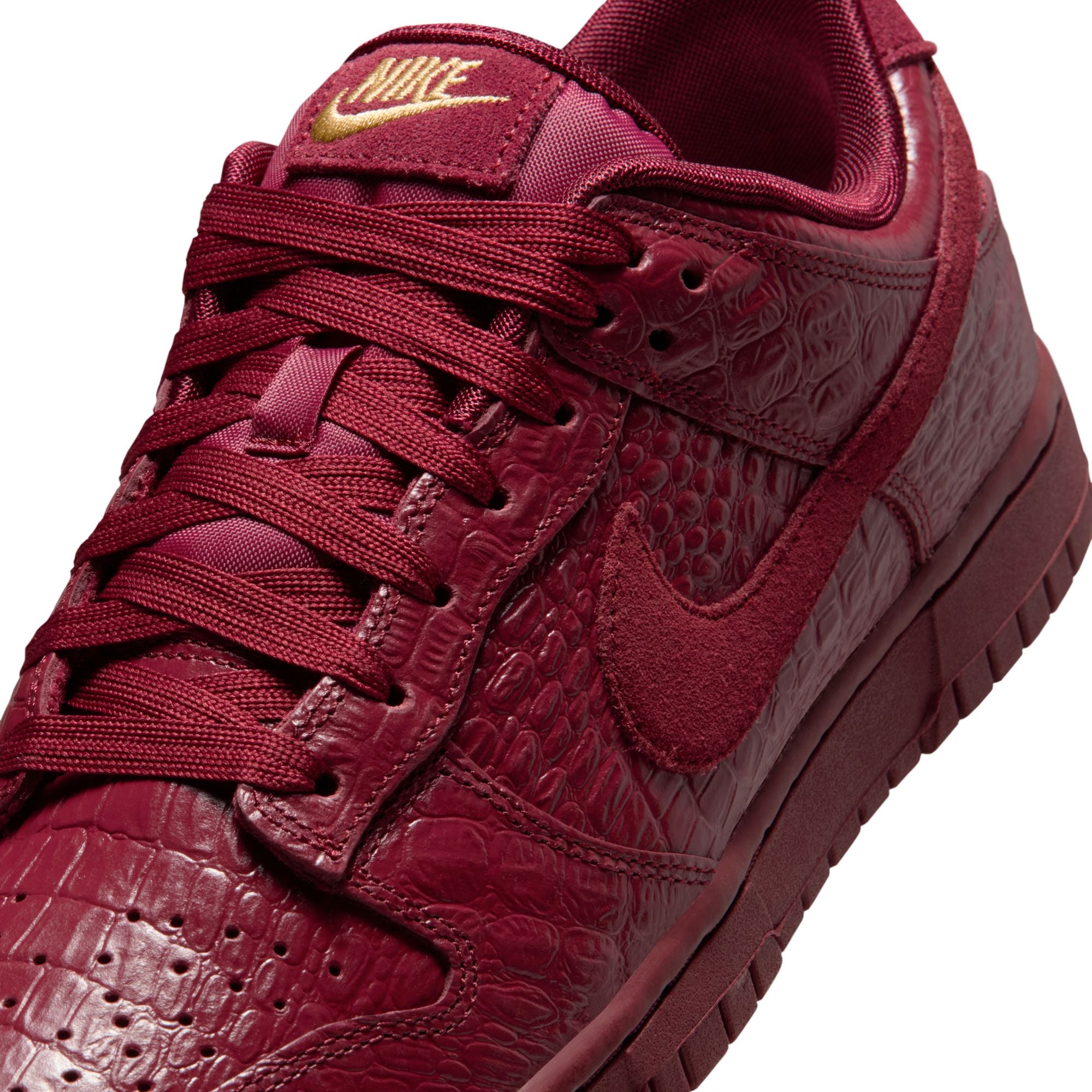 WOMENS NIKE DUNK LOW SS (RED CROC)
