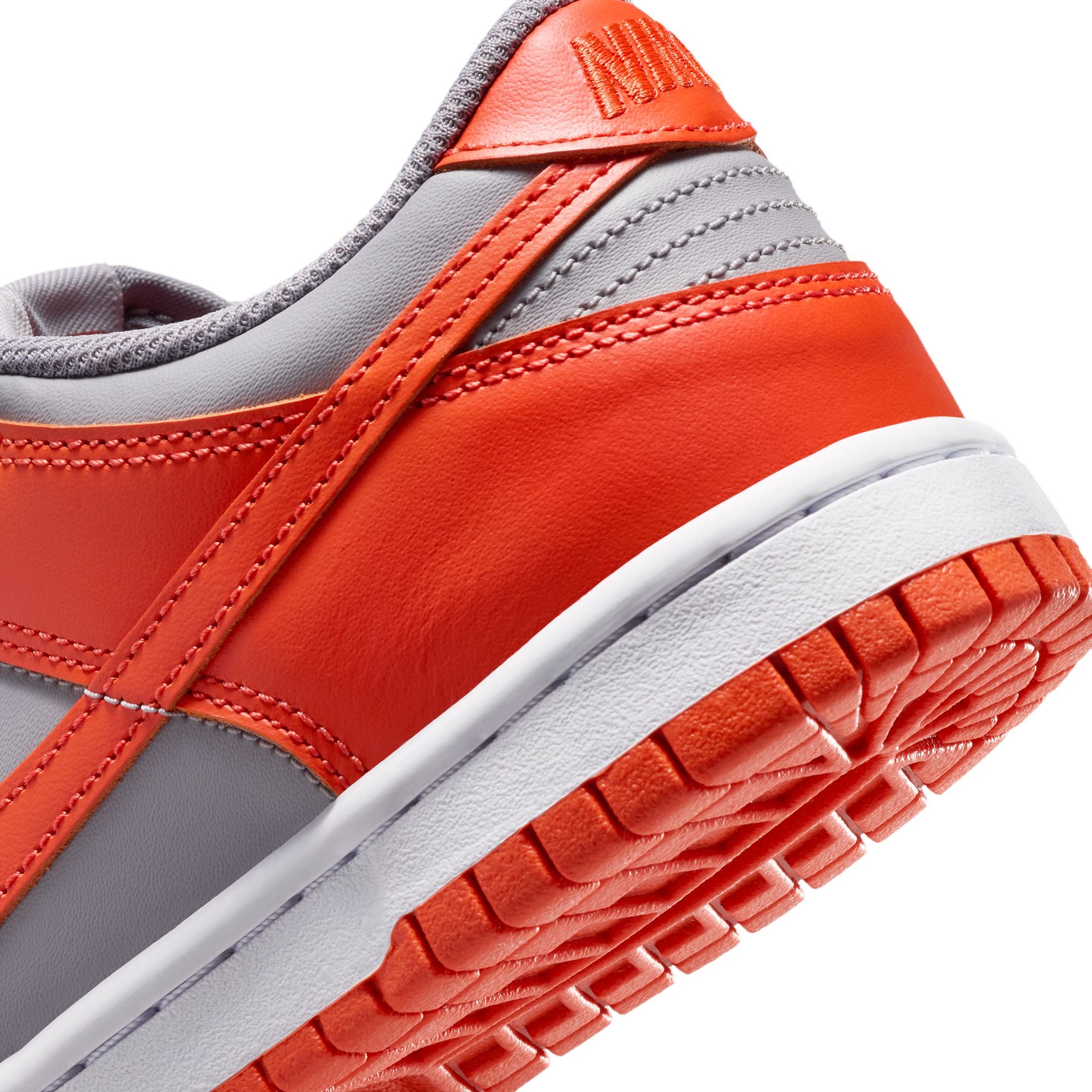 KIDS NIKE DUNK LOW GS (CEMENT GREY/TEAM ORANGE)