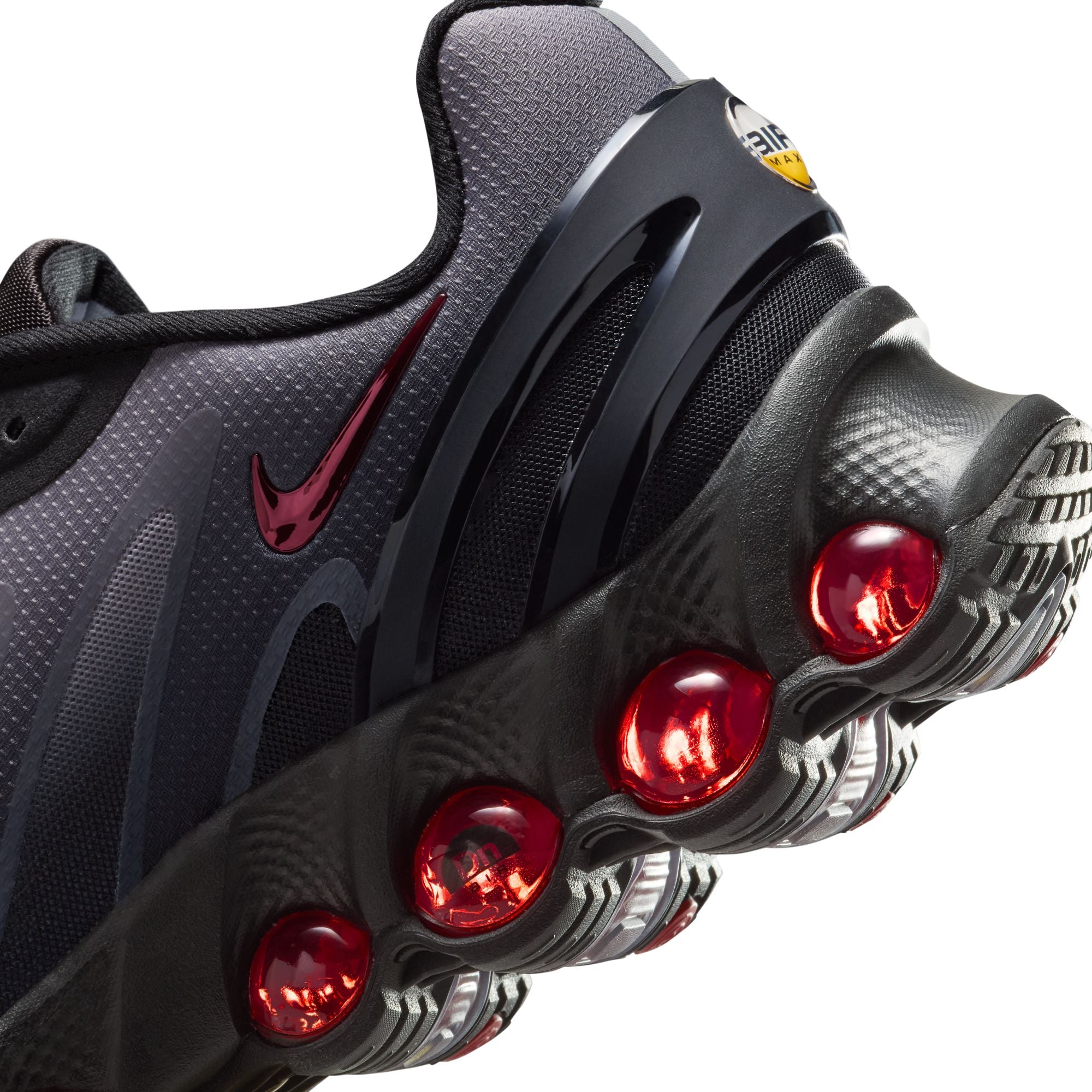 MENS NIKE AIR MAX DN8 (BLACK/GYM RED/ANTHRACITE/PURE PLATINUM)