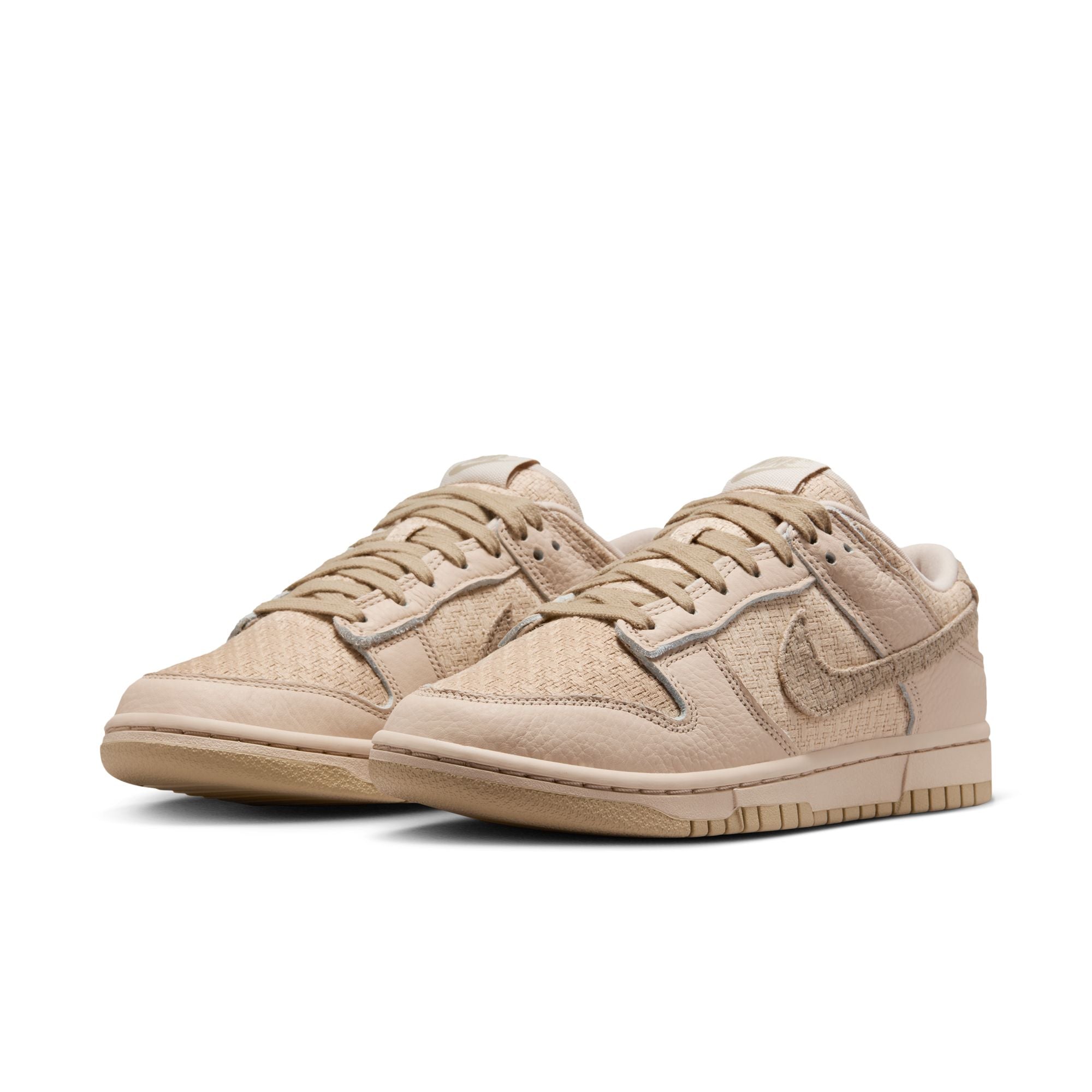 WOMENS NIKE DUNK LOW (SANDDRIFT/DESERT KHAKI)