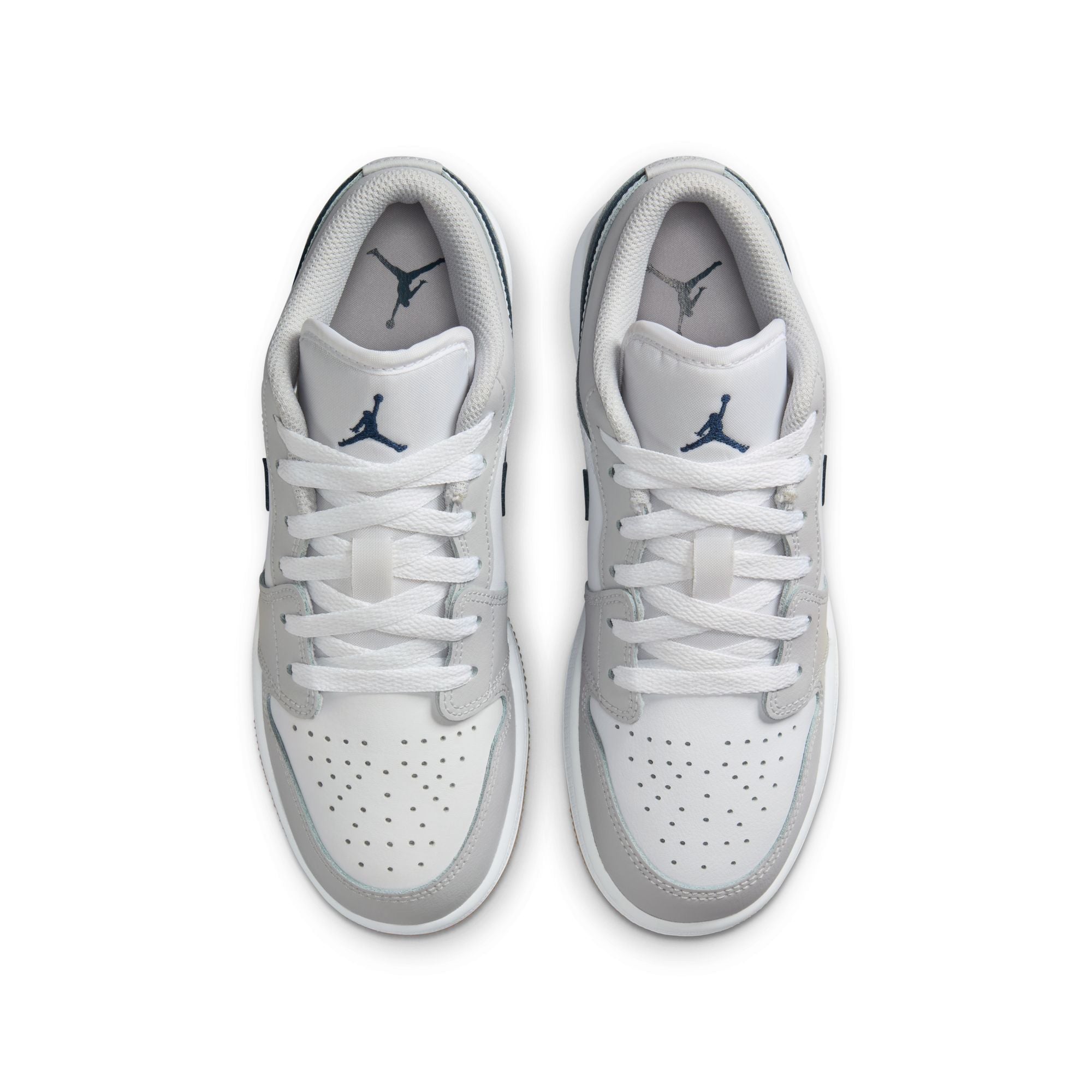 KIDS AIR JORDAN 1 LOW GS (WHITE/MIDNIGHT NAVY/NEUTRAL GREY)