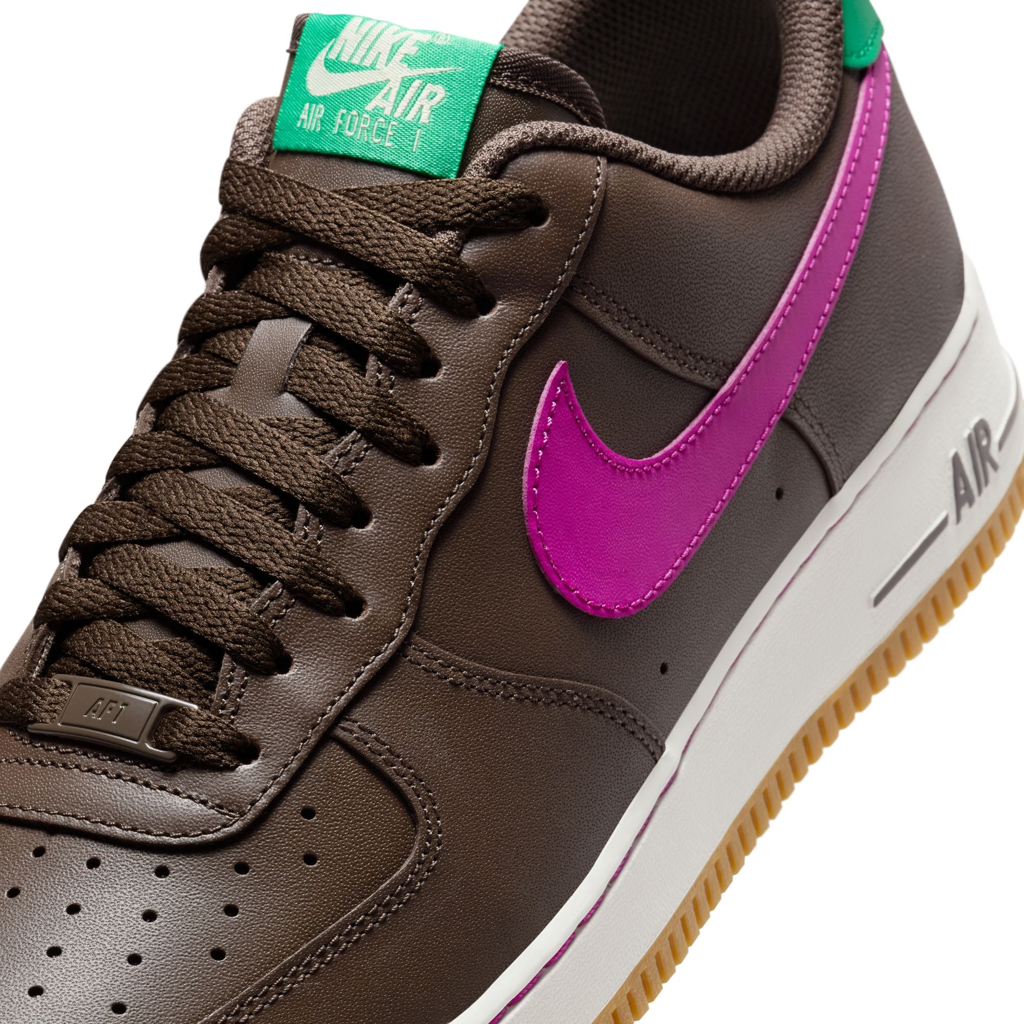 MENS NIKE AIR FORCE 1 '07 (BAROQUE BROWN/VIVID PURPLE/STADIUM GREEN)