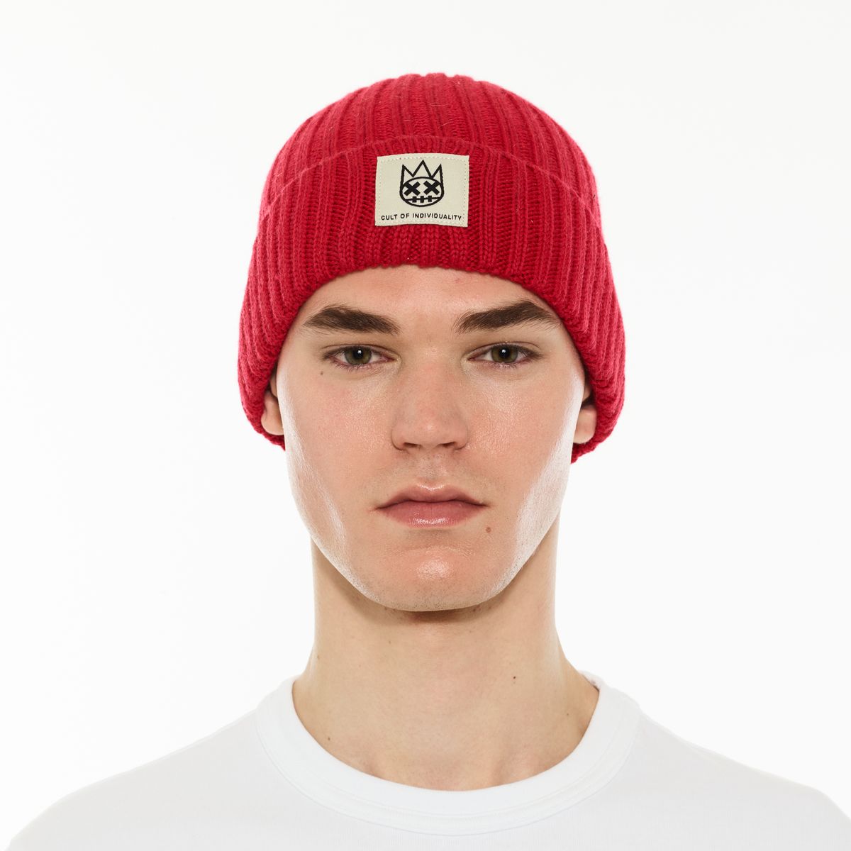 CULT KNIT BEANIE (ROUGE RED)