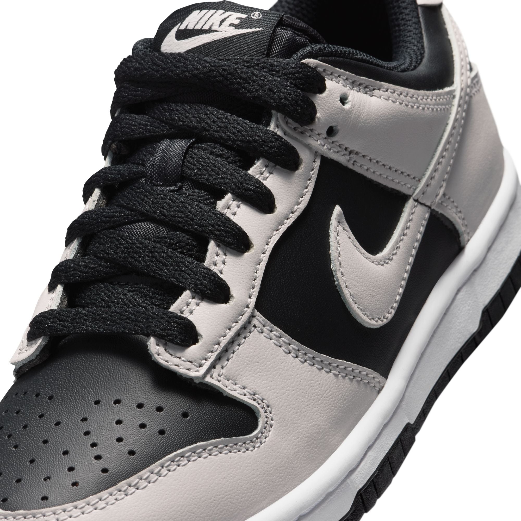 KIDS NIKE DUNK LOW GS (BLACK/PLATINUM TINT/WHITE)