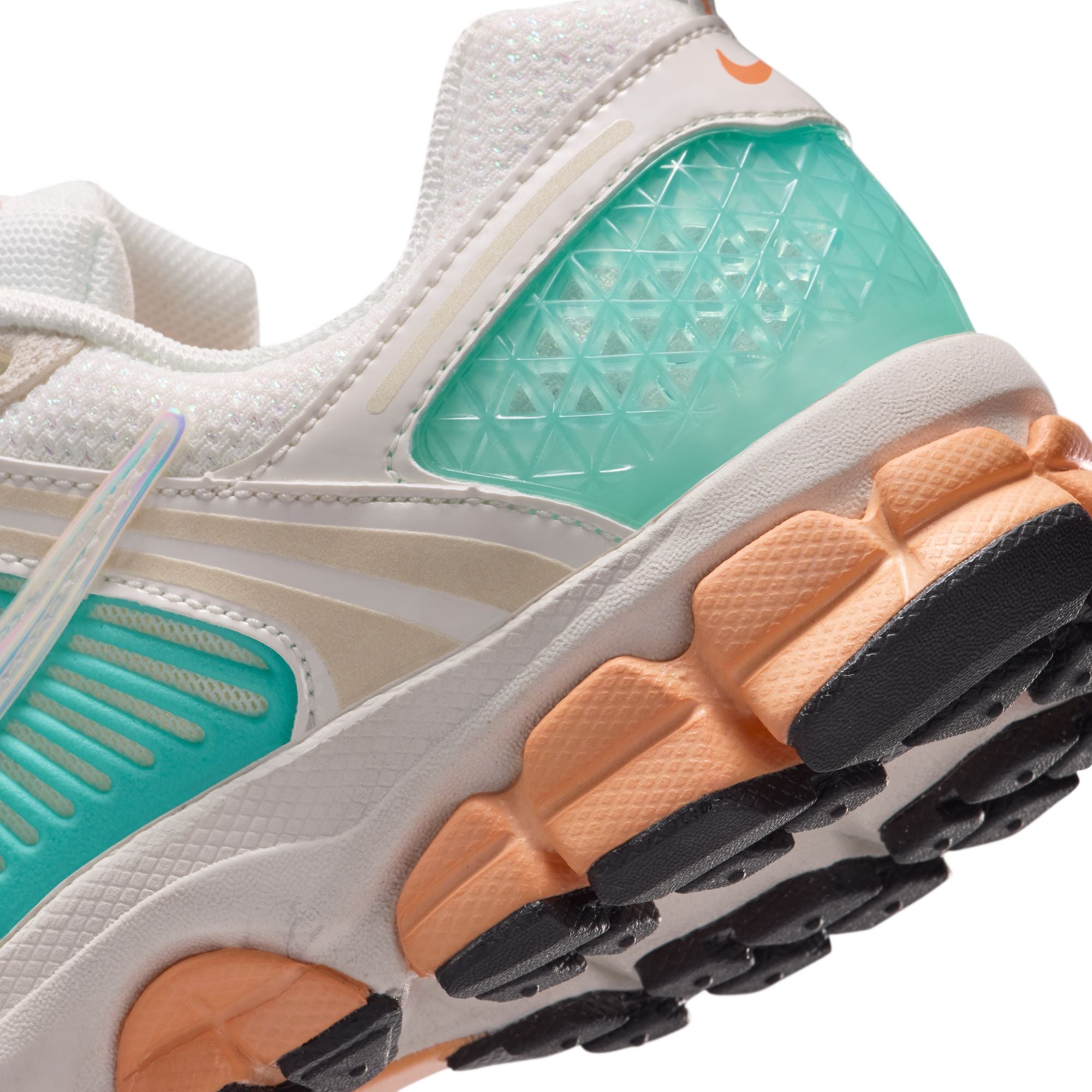 KIDS NIKE VOMERO GS (SAIL/ORANGE CHALK/BLEACHED TURQ/MARAKESH)