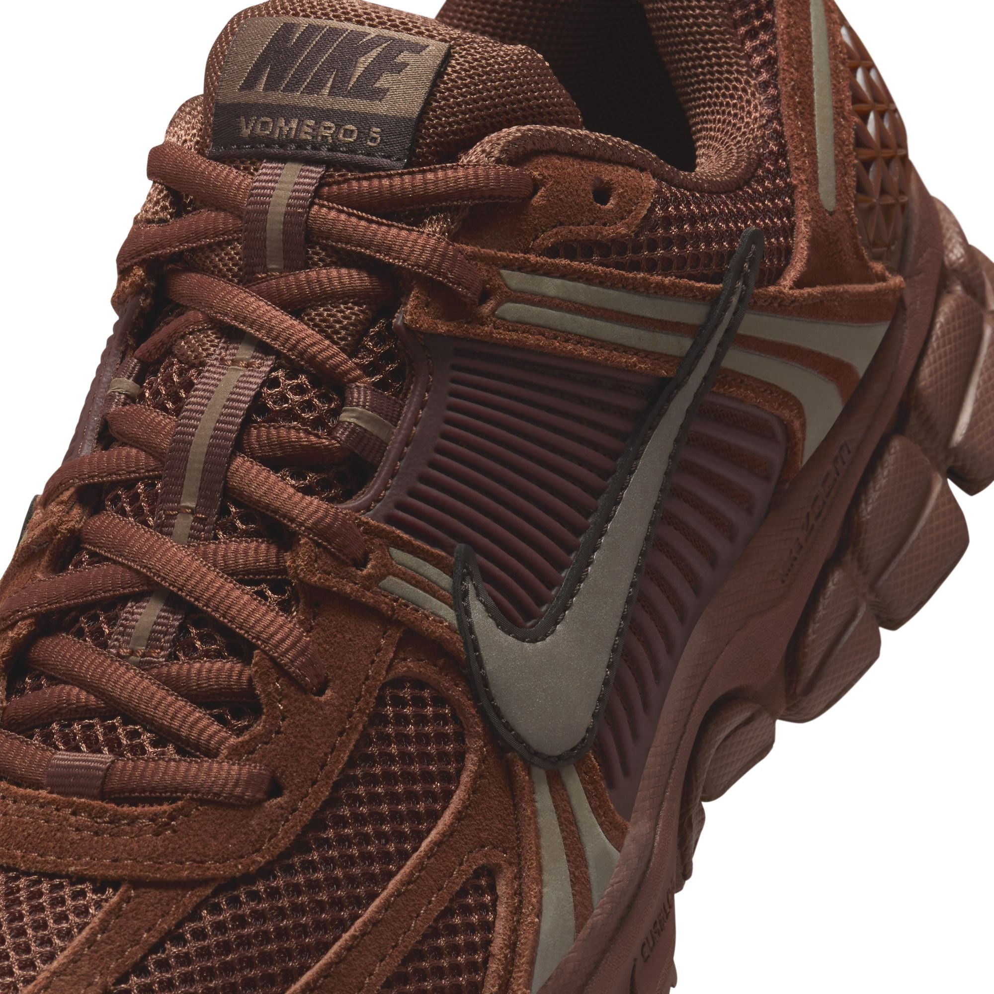 WOMENS NIKE ZOOM VOMERO 5 (FAUNA BROWN/MINK BROWN/VELVET BROWN)