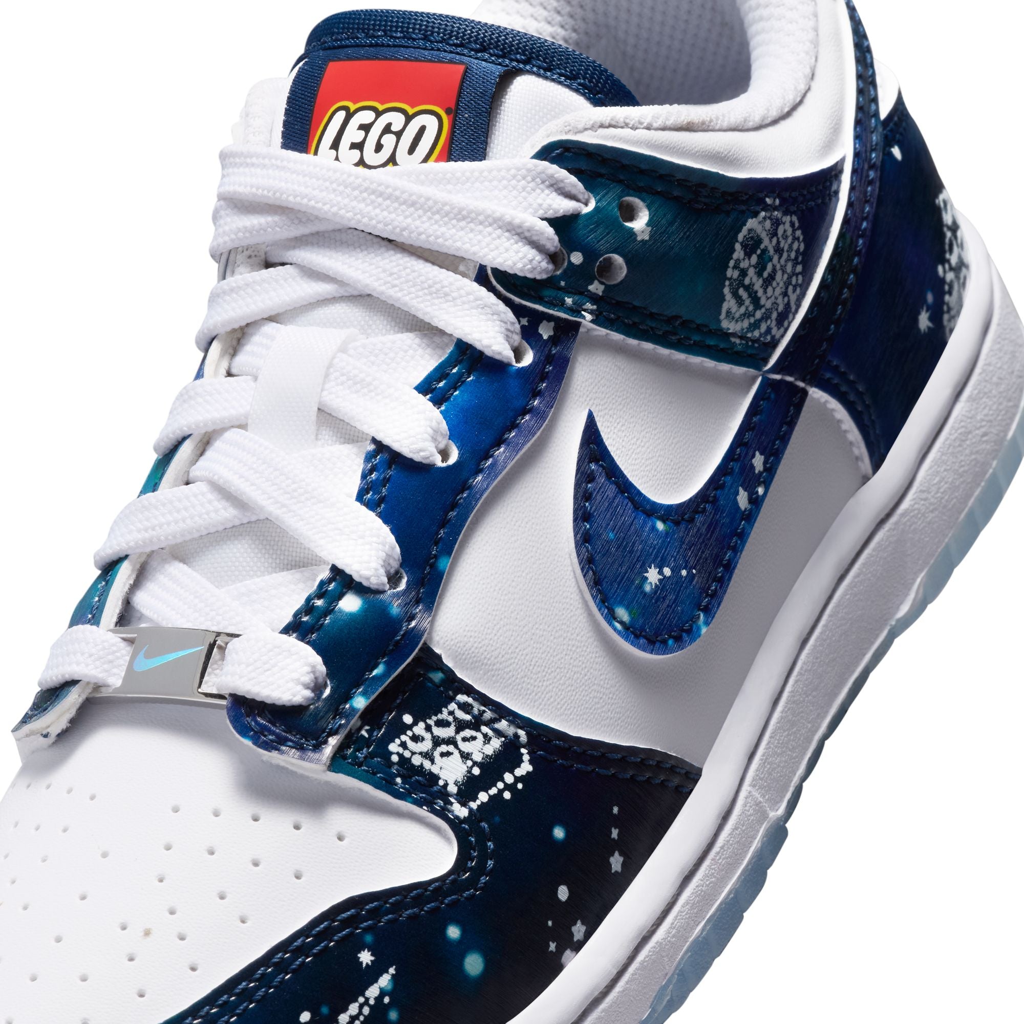KIDS NIKE DUNK LOW X LEGO COLLECTION PS (WHITE/MULTI-COLOR/BRAVE BLUE)