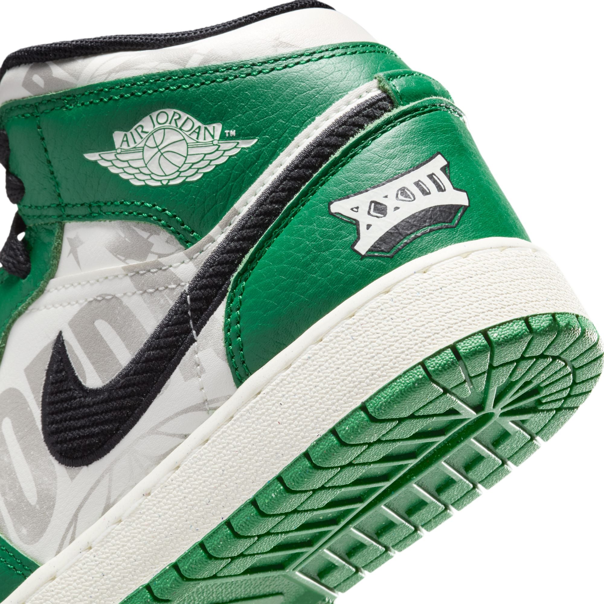 KIDS AIR JORDAN 1 MID SE GS (PINE GREEN/SAIL/BLACK/TEAM ORANGE)