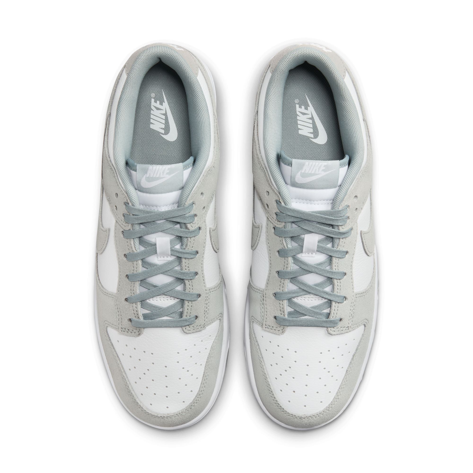 MENS NIKE DUNK LOW RETRO SE (WHITE/LIGHT PUMICE)
