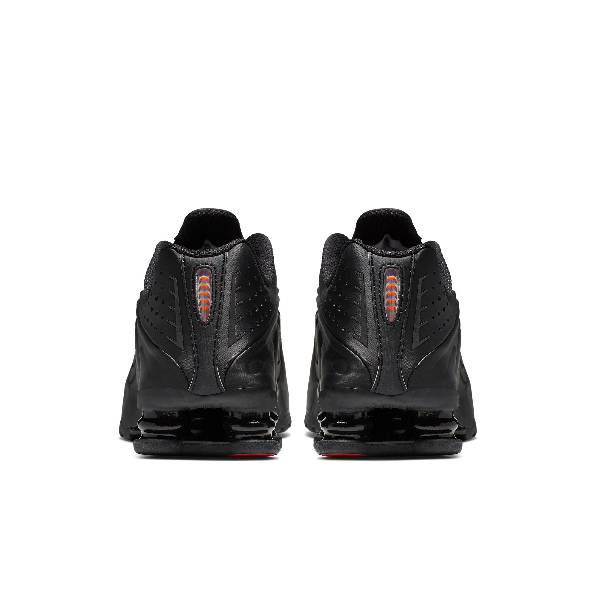MENS NIKE SHOX R4 (BLACK/MAX ORANGE)