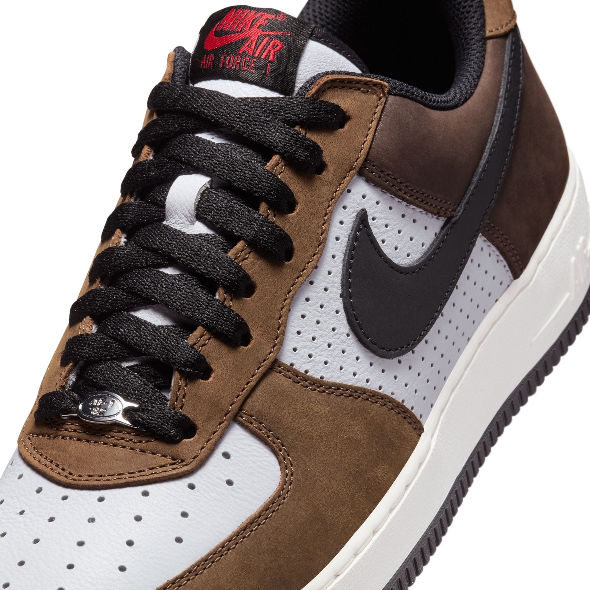 MENS NIKE AIR FORCE 1 LOW RETRO (ESCAPE)