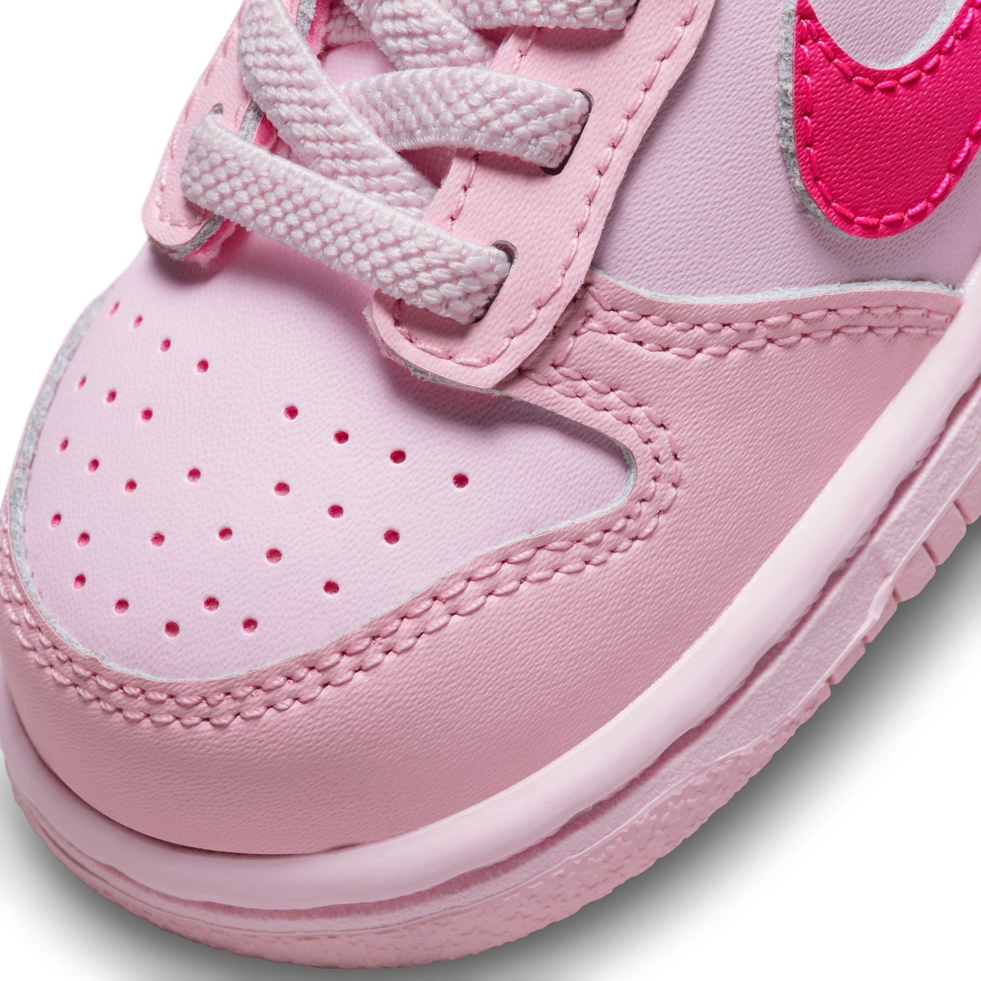 KIDS NIKE DUNK LOW TDE (MED SOFT PINK/PINK FOAM/HYPER PINK)