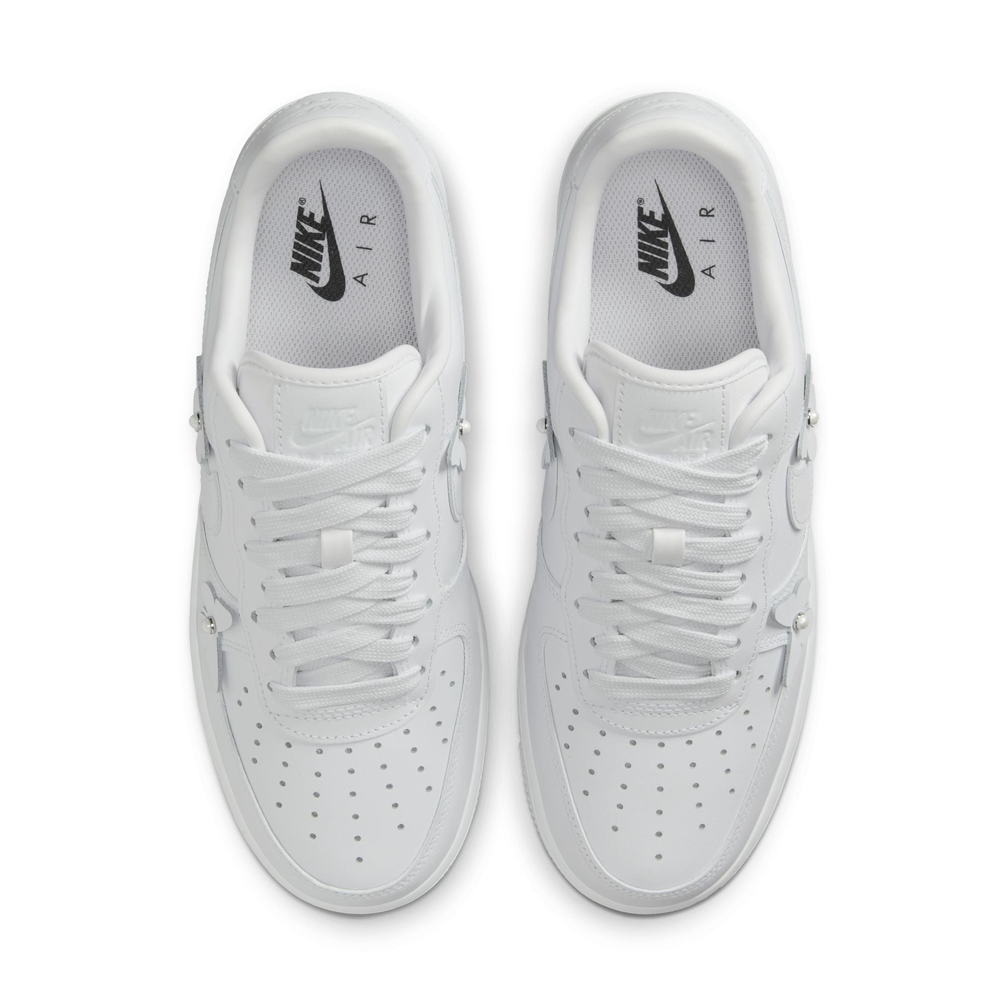 WOMENS NIKE AIR FORCE 1 LOW (BUTTERFLIES)