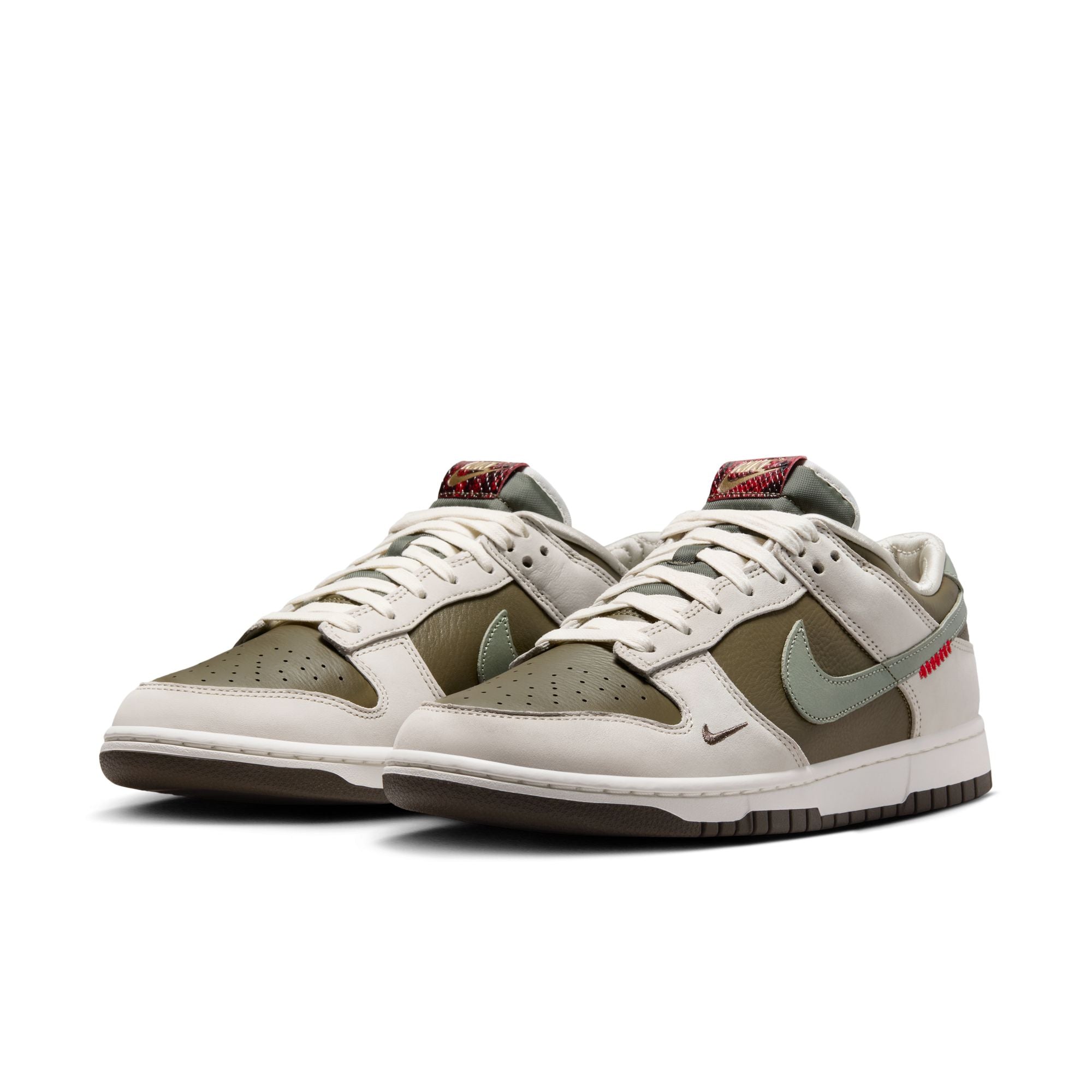 MENS NIKE DUNK LOW RETRO (YEAR OF THE SNAKE)