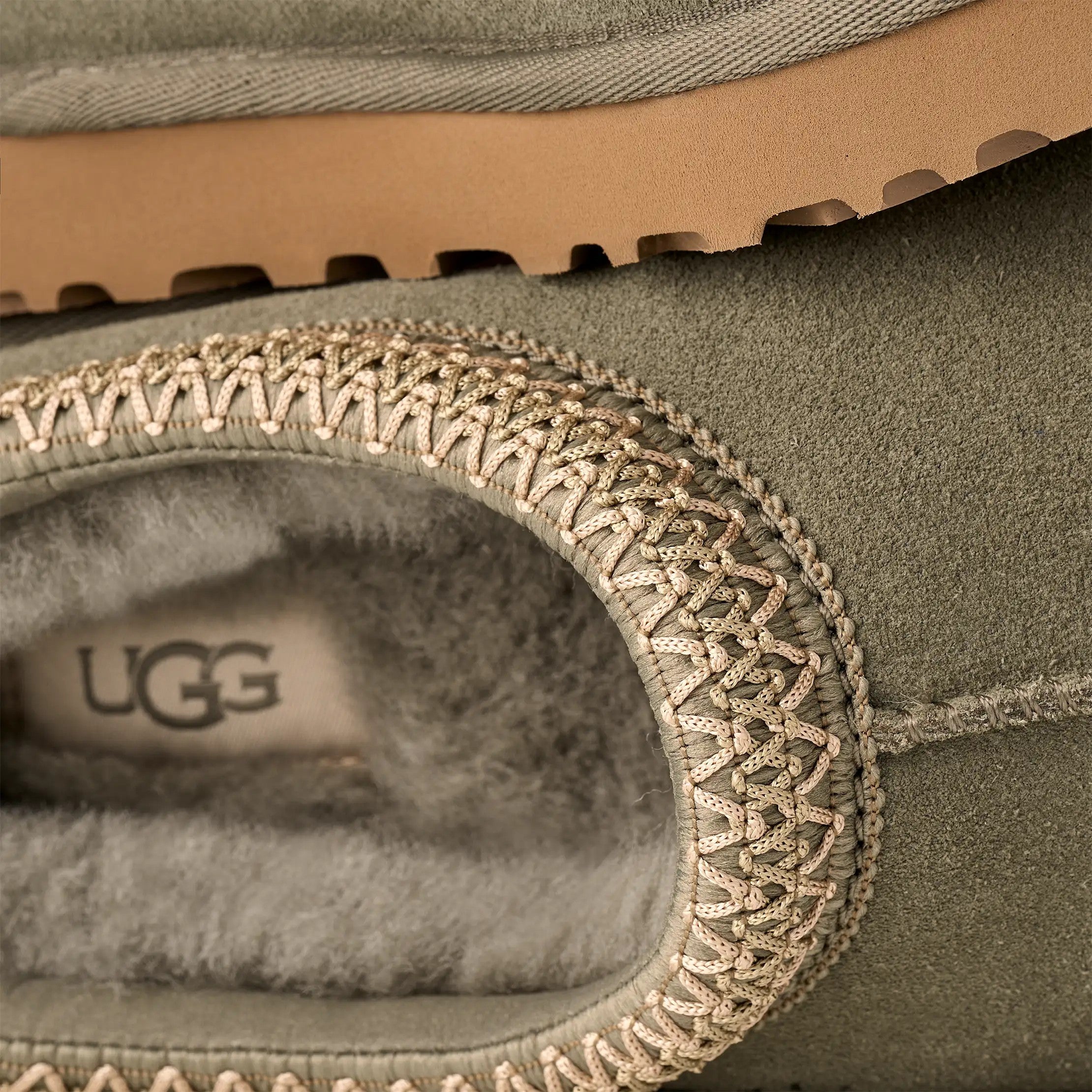 WOMENS UGG TASMAN II (MOSS GREEN)