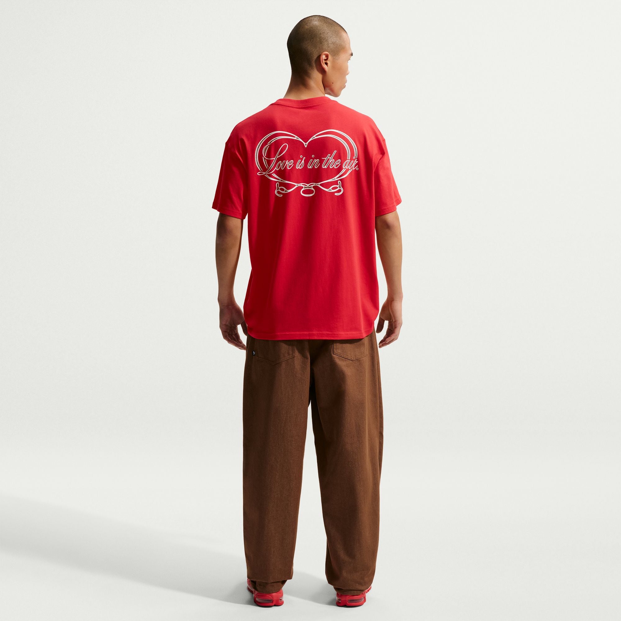 MENS NIKE SPORTSWEAR LOVE IN AIR SHIRT (UNIVERSITY RED)