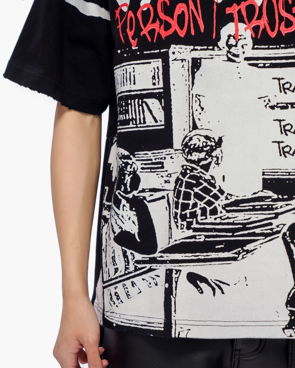 MENS VALABASAS GRANNY T-SHIRT (BLACK)