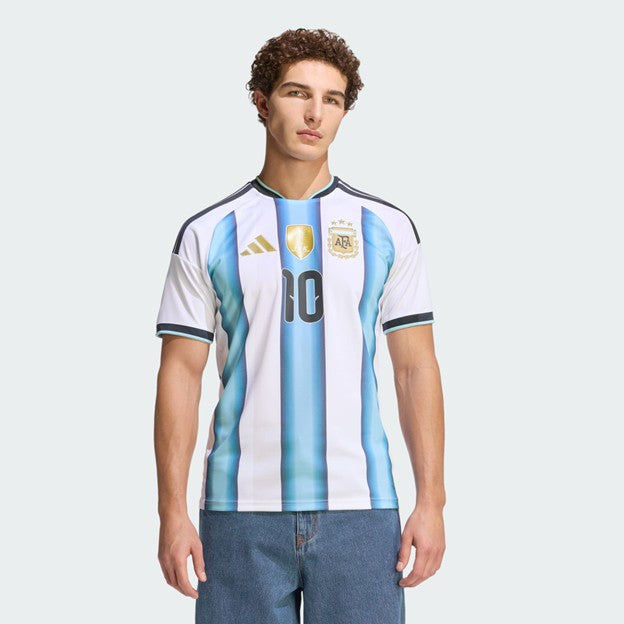MENS ADIDAS ARGENTINA 26 HOME MESSI JERSEY (WHITE / ICEY BLUE / LIGHT BLUE)