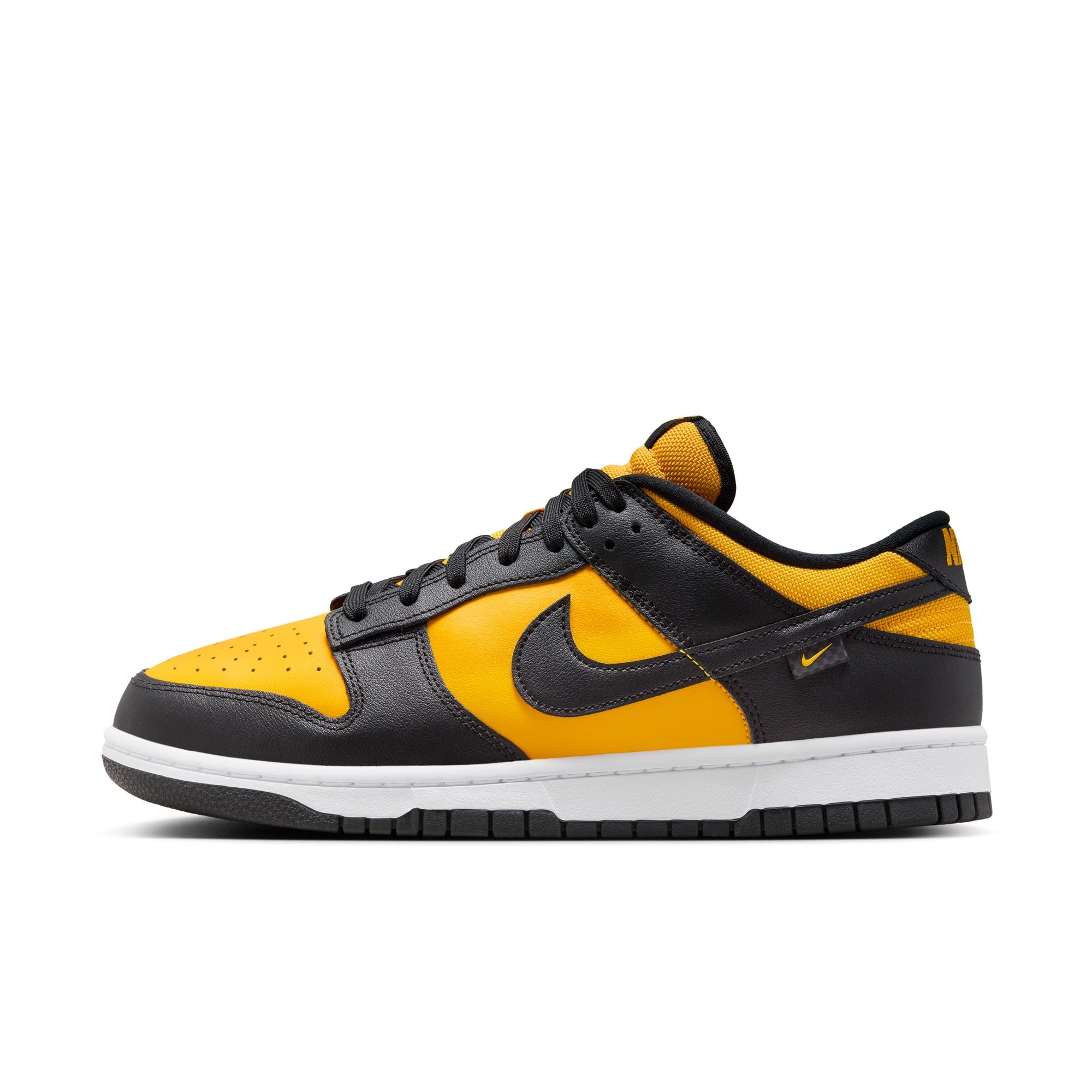 Nike Dunk Low (Black/UNIVERSITY GOLD)