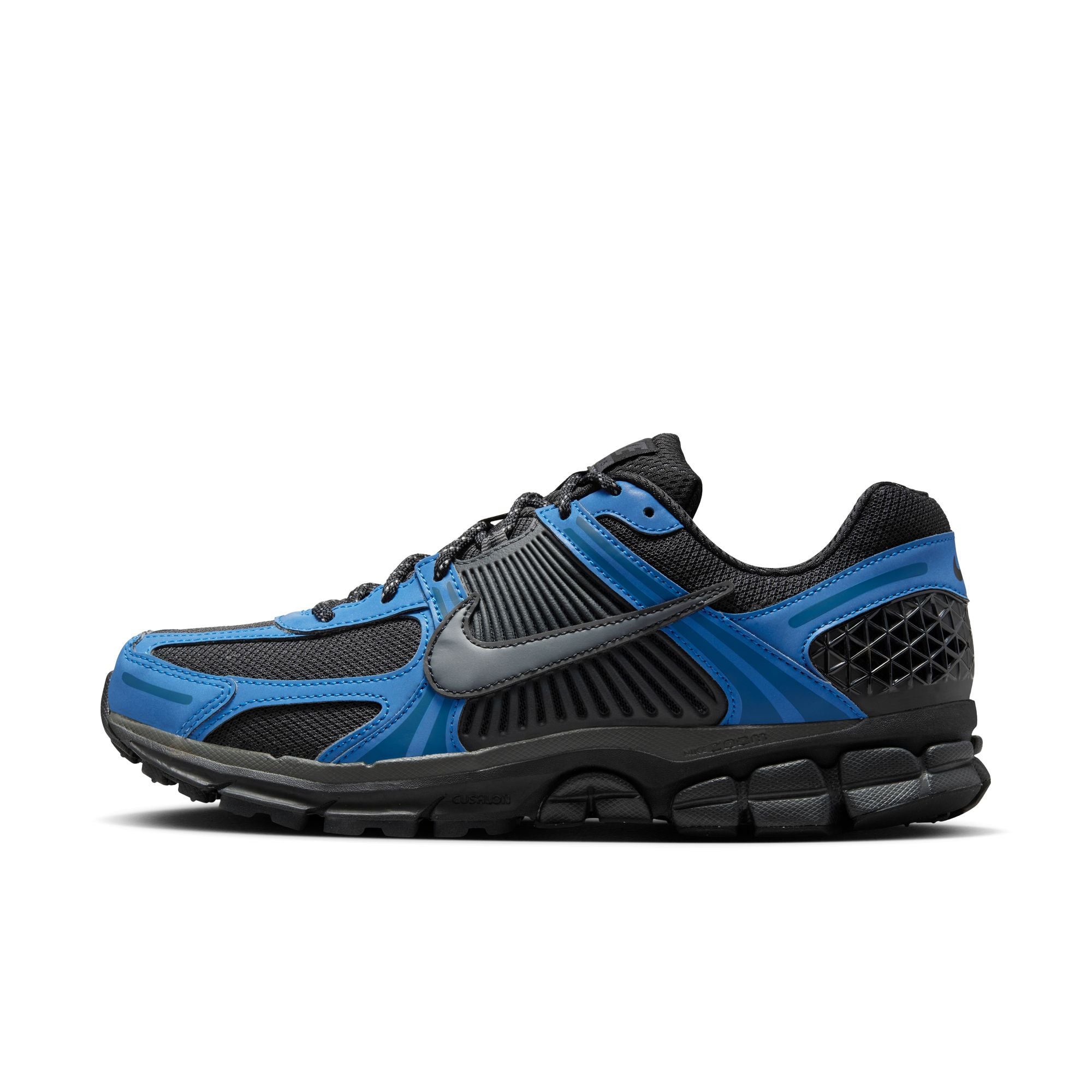 MENS NIKE ZOOM VOMERO 5 SE (BLACK/COURT BLUE/ANTHRACITE)