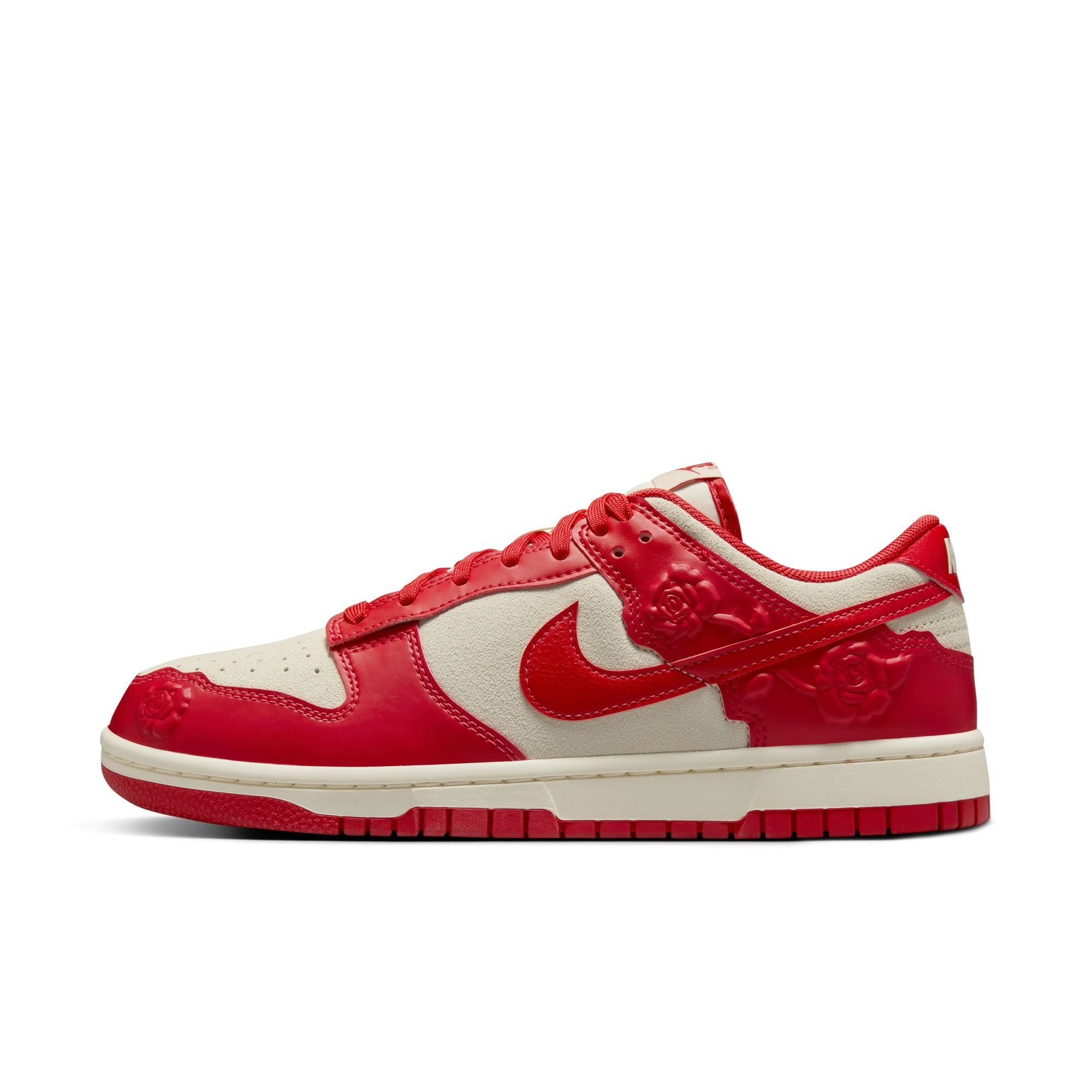 WOMEN'S NIKE DUNK LOW (ROSES)