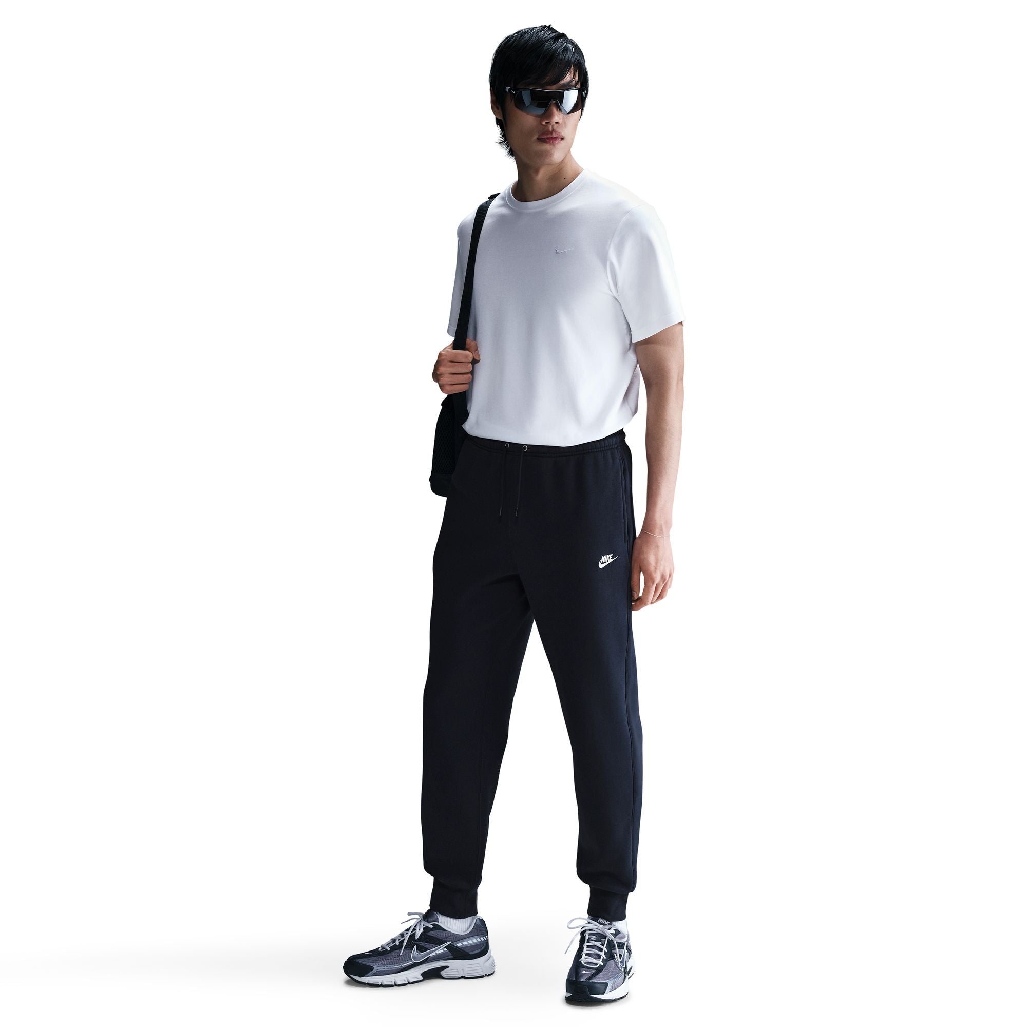 MENS NIKE CLUB JOGGER (OBSIDIAN/WHITE)