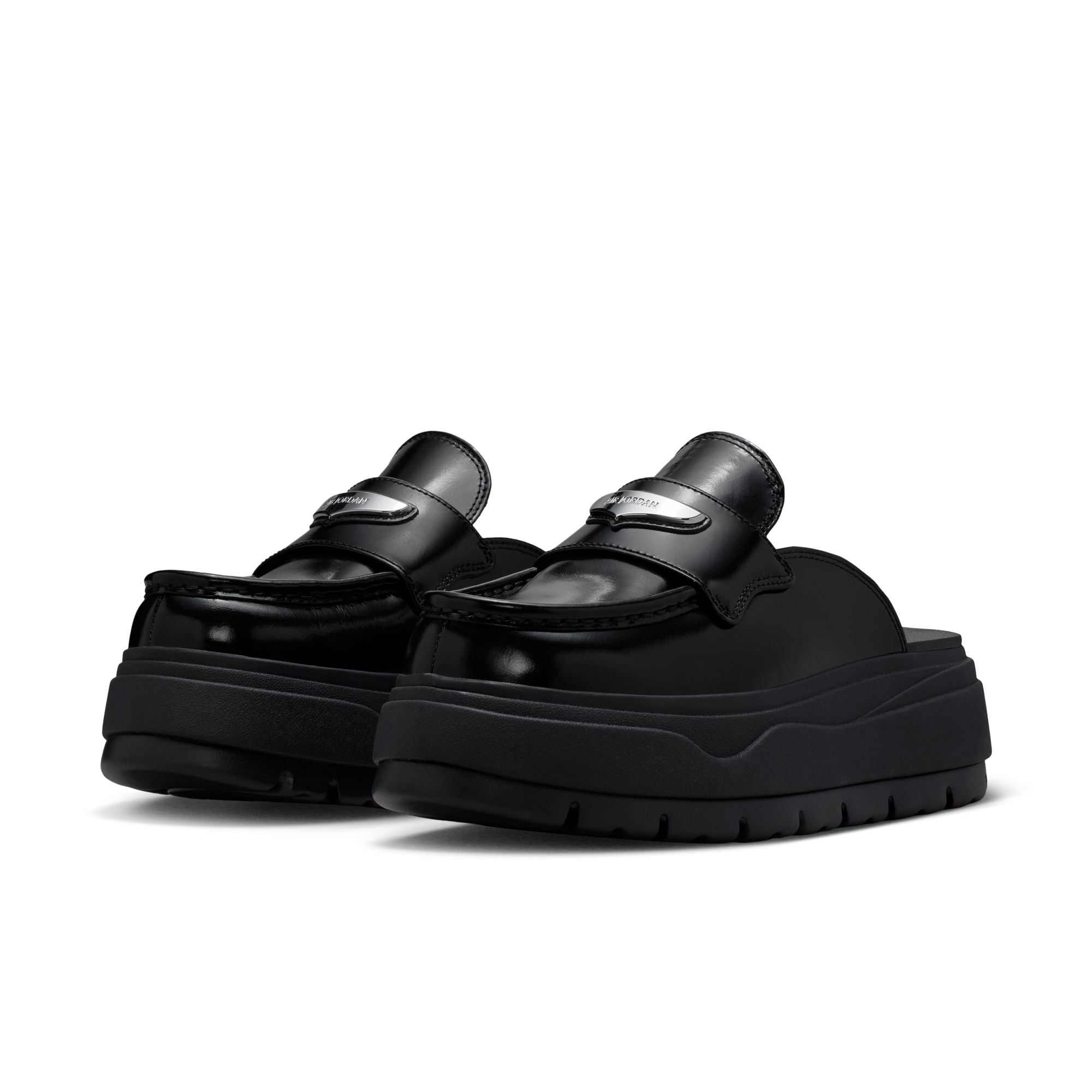 WOMENS AIR JORDAN MULE (BLACK/METALLIC SILVER)