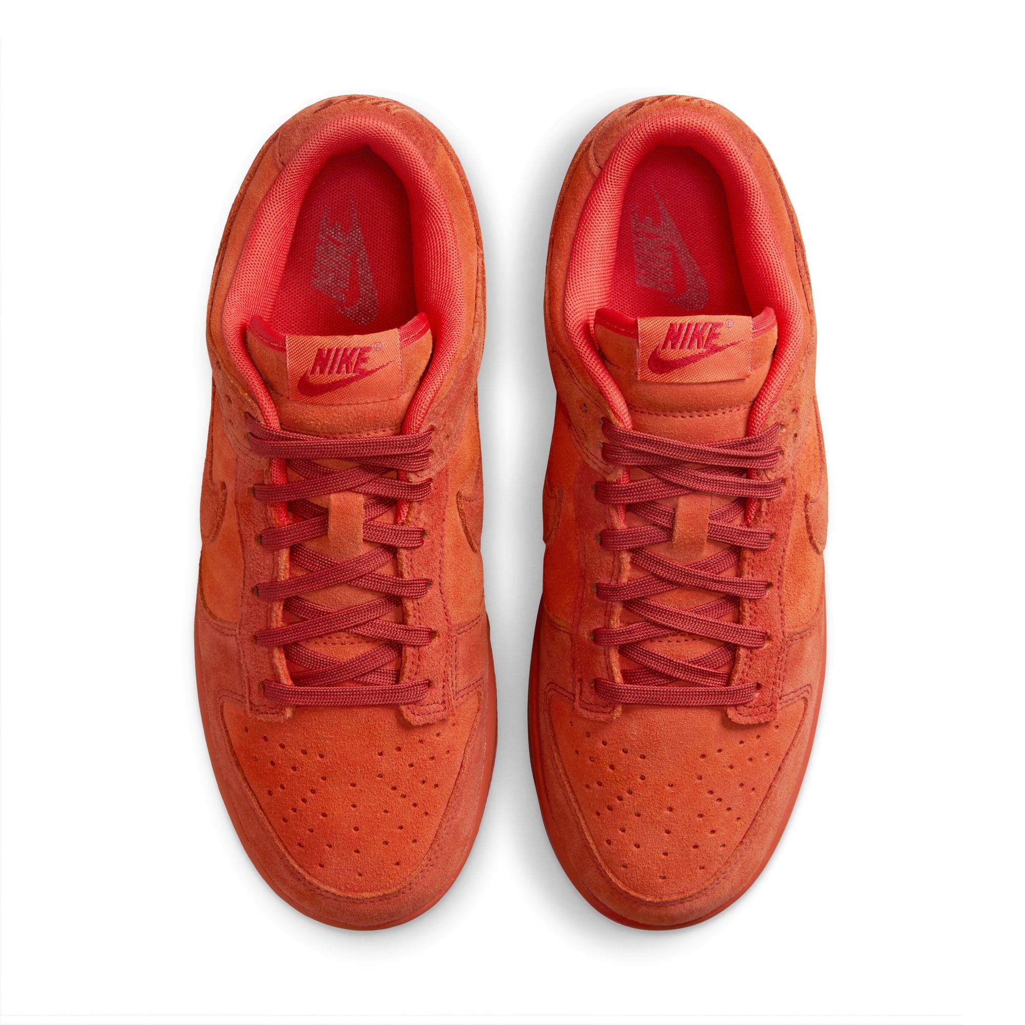 WOMENS NIKE DUNK LOW SE (PICANTE RED/DRAGON RED)