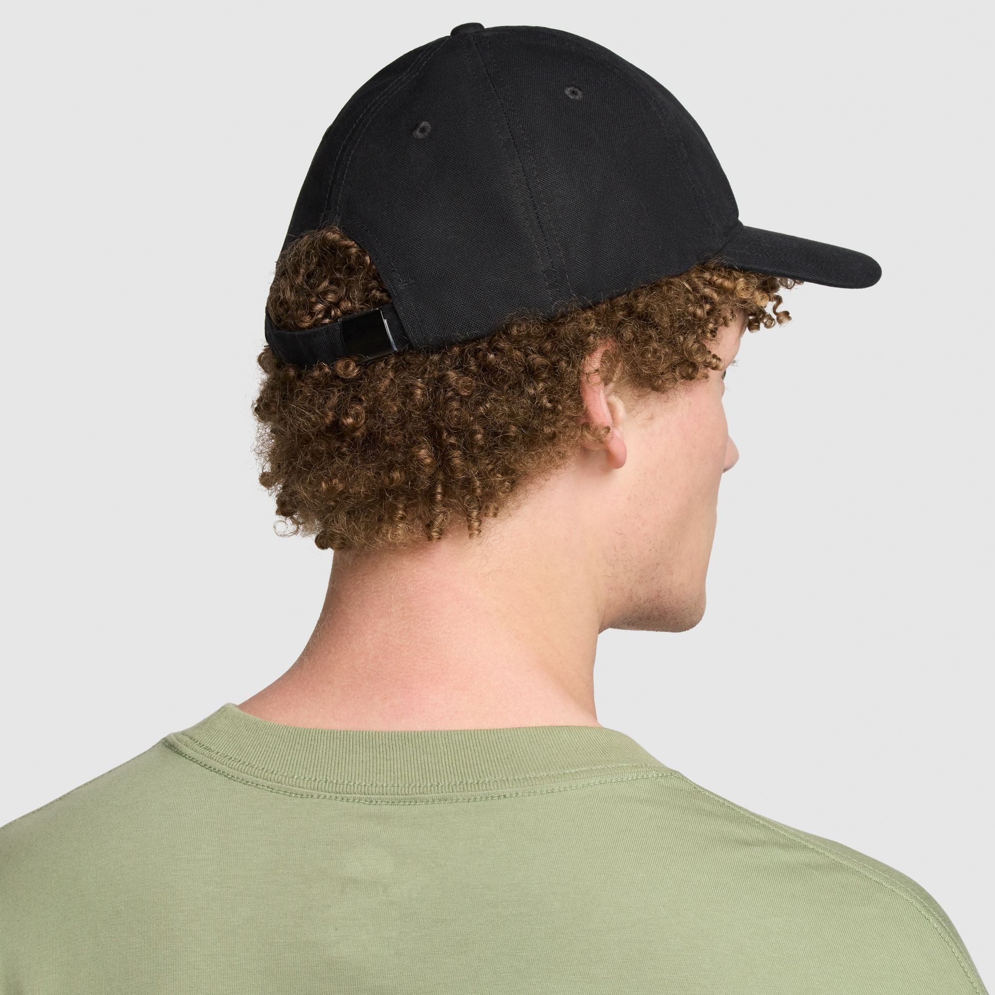 NIKE SB CLUB HAT (BLACK/WHITE)