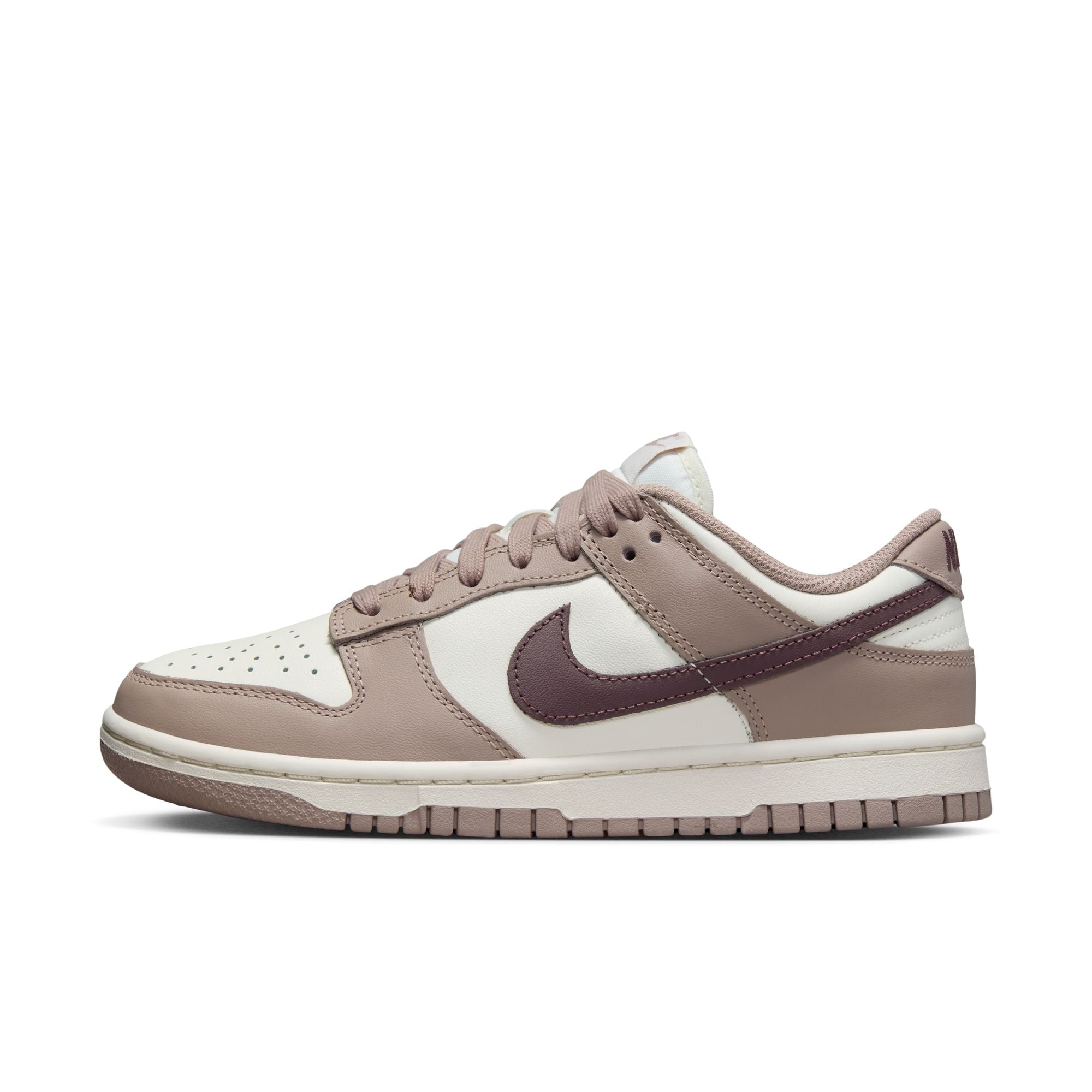 WOMENS NIKE DUNK LOW (SAIL/PLUM ECLIPSE/DIFFUSED TAUPE)