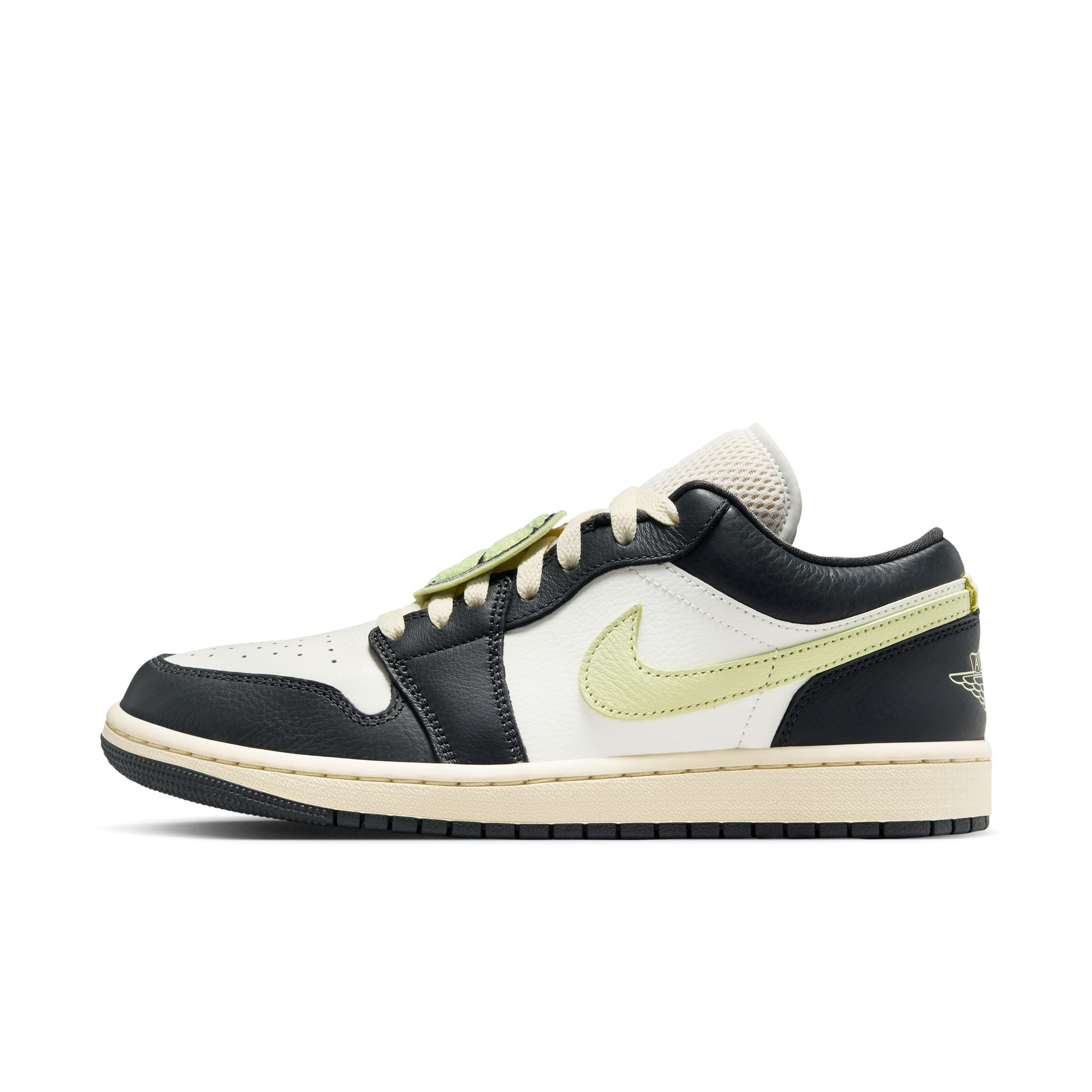 WOMENS AIR JORDAN 1 LOW SE (FALL LEAGUE)