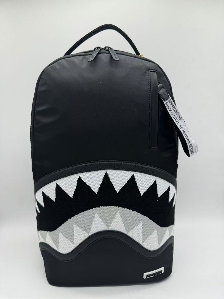 SHARK CENTRAL HAZARD PAY DLXS BACKPACK