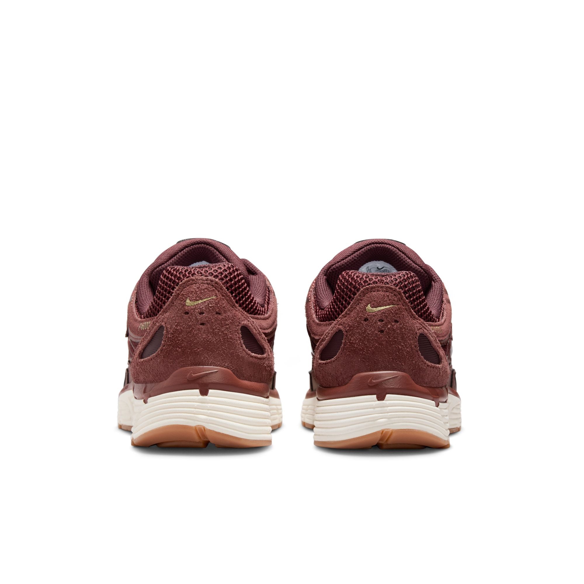 MENS NIKE P-6000 SE (DARK PONY/BURGUNDY CRUSH/METALLIC GOLD)