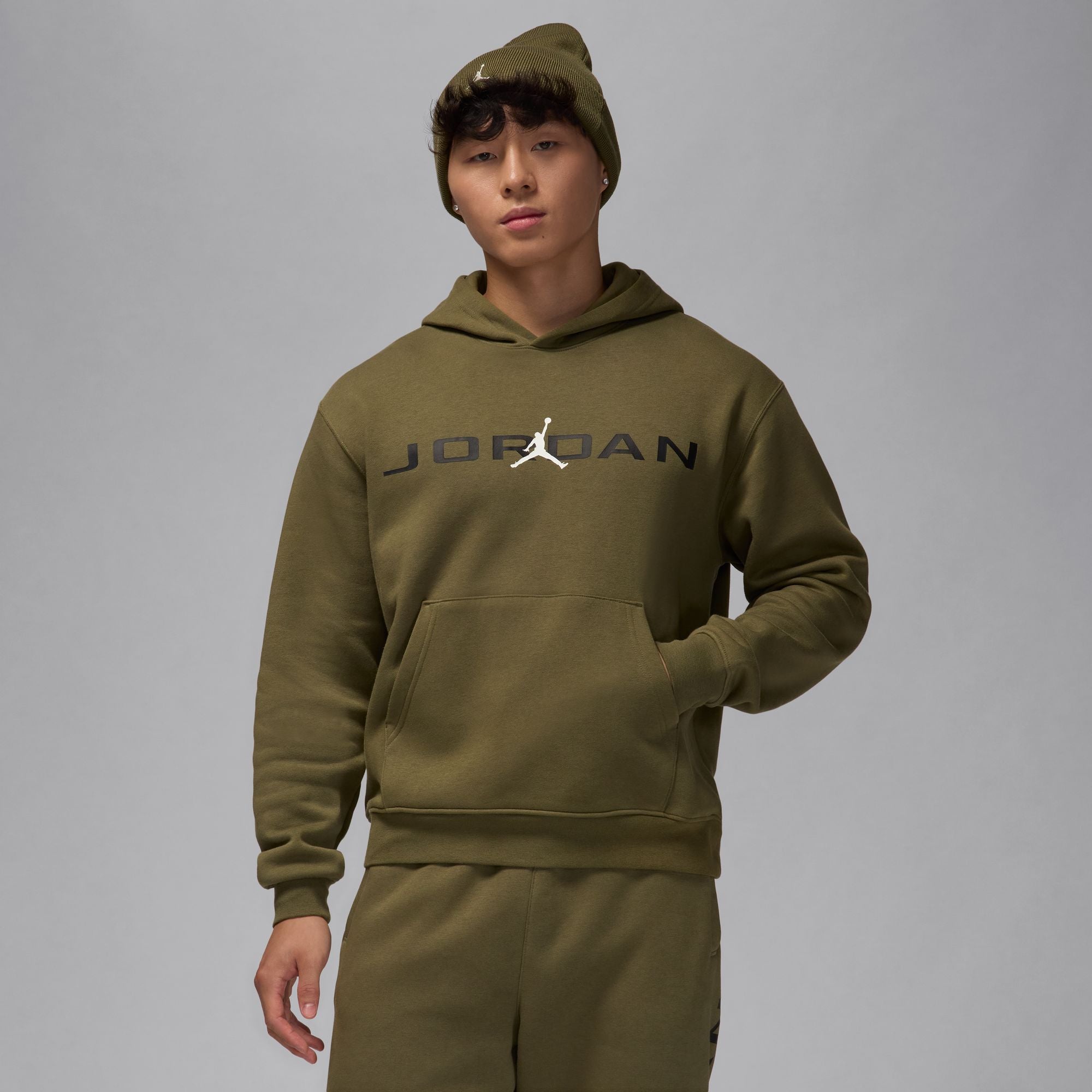 MENS JORDAN ESSENTIALS STRETCH HOODIE (MEDIUM OLIVE)