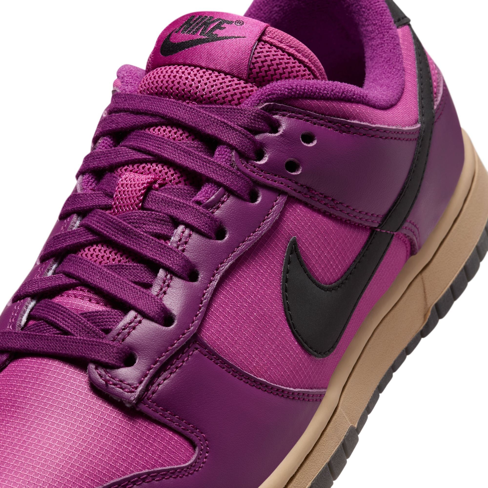 WOMENS NIKE DUNK LOW (VIOTECH/BLACK/HOT FUCHSIA/KHAKI)