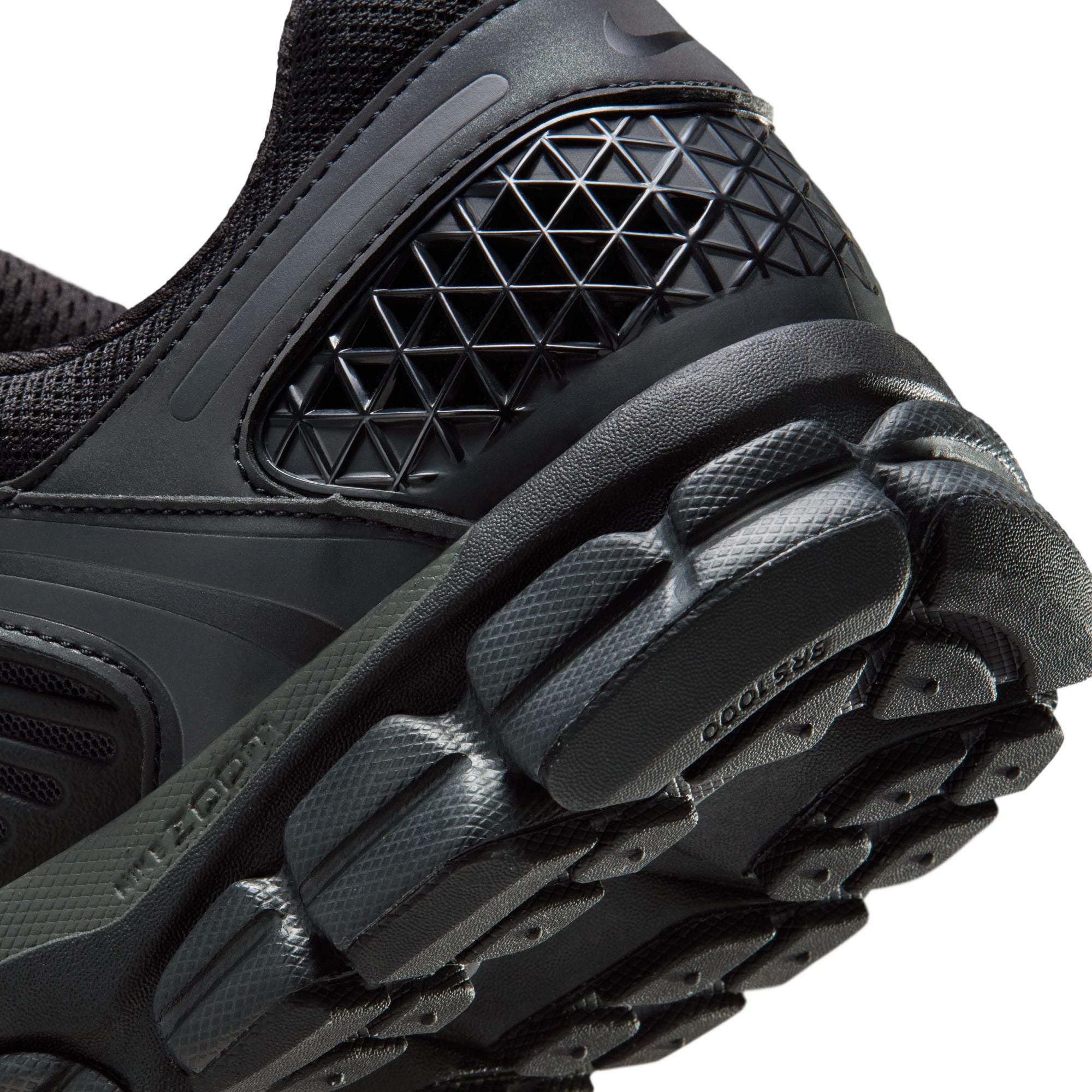 MENS NIKE ZOOM VOMERO 5 SE (BLACK/ANTHRACITE/LT LEMON TWIST)