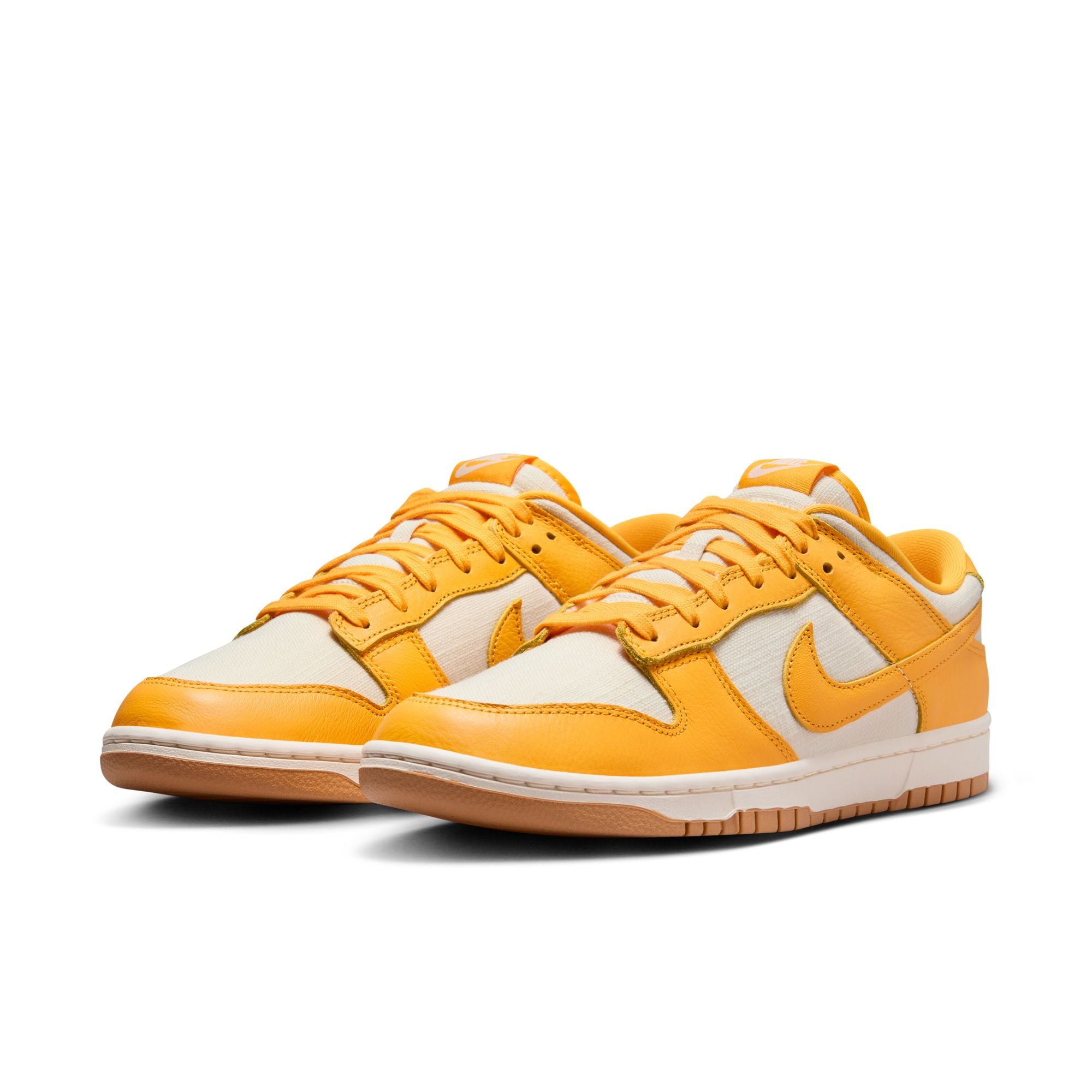 MENS NIKE DUNK LOW PREMIUM (UNIVERSITY GOLD)