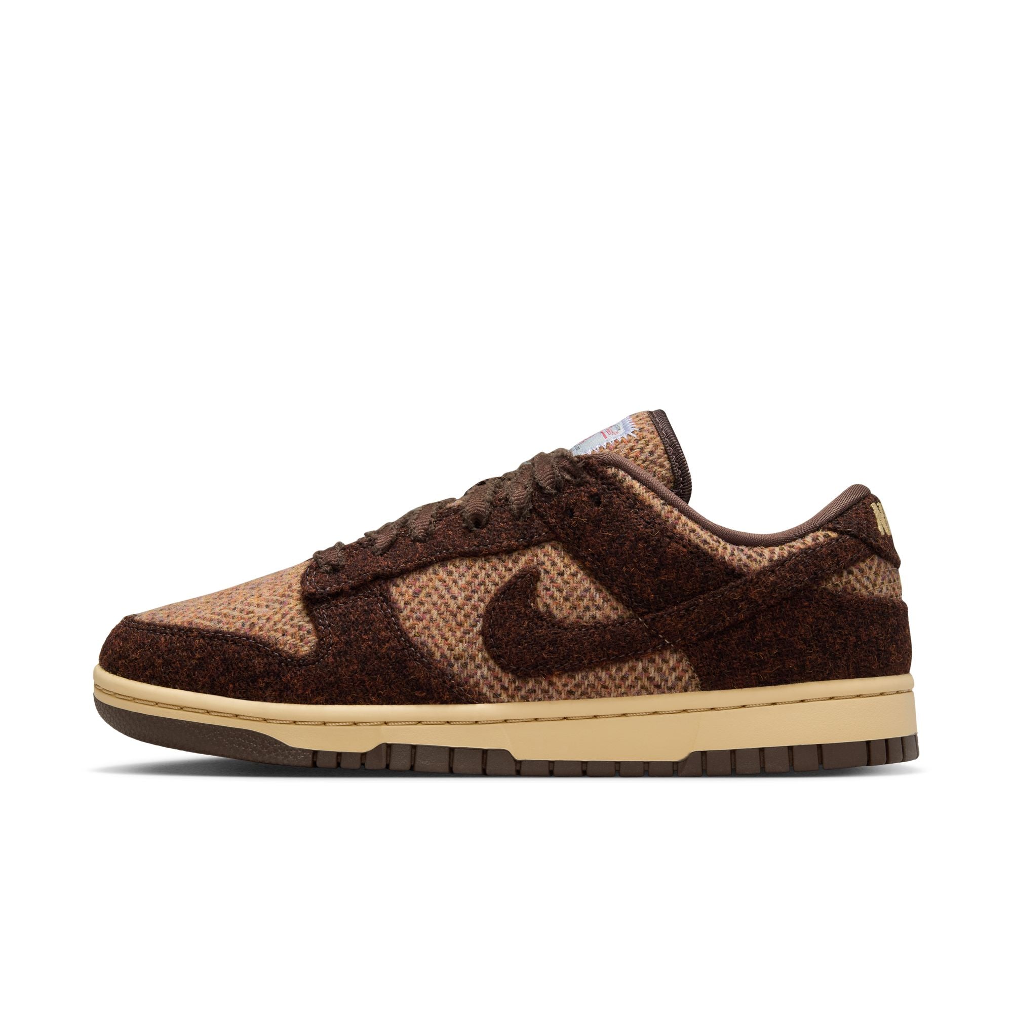 HARRIS TWEED X WOMENS NIKE DUNK LOW QS (SESAME)