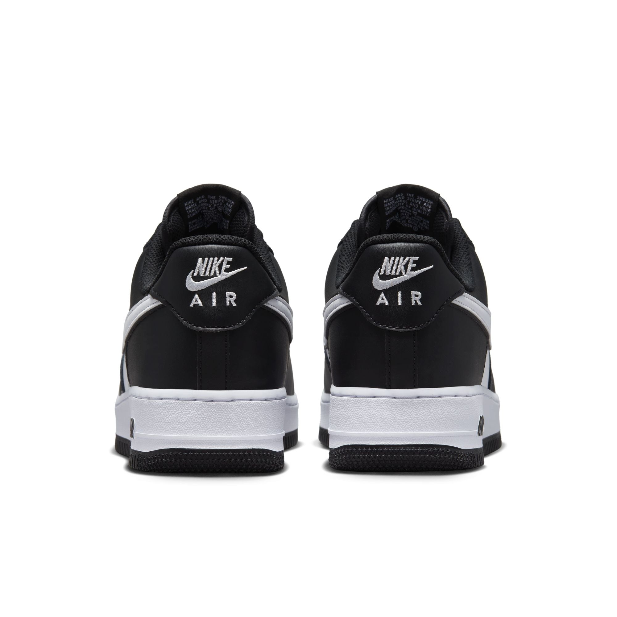 MENS NIKE AIR FORCE 1 '07 (BLACK/WHITE)