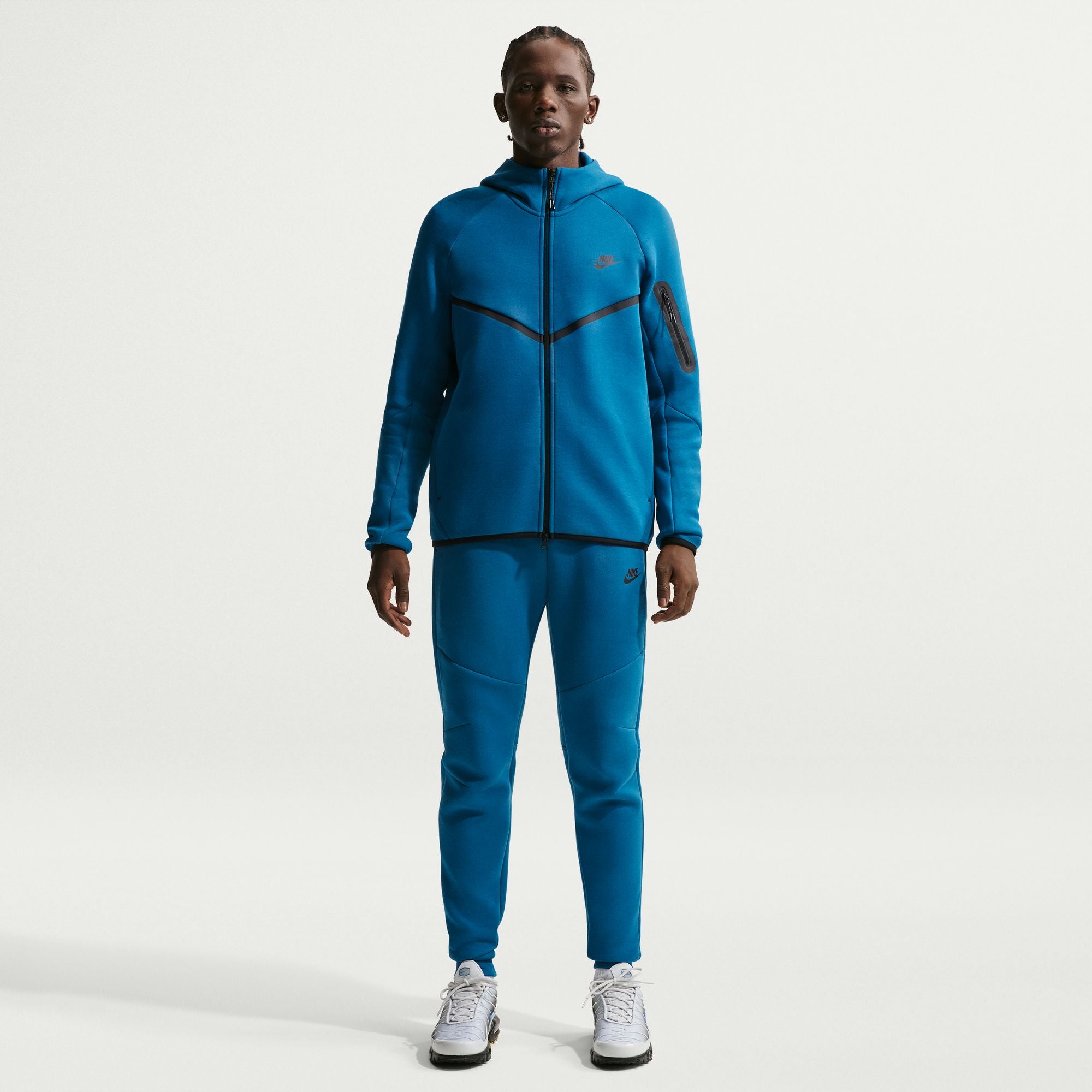 MENS NIKE TECH FLEECE FULL-ZIP WINDRUNNER WARMUP (COURT BLUE/BLACK)